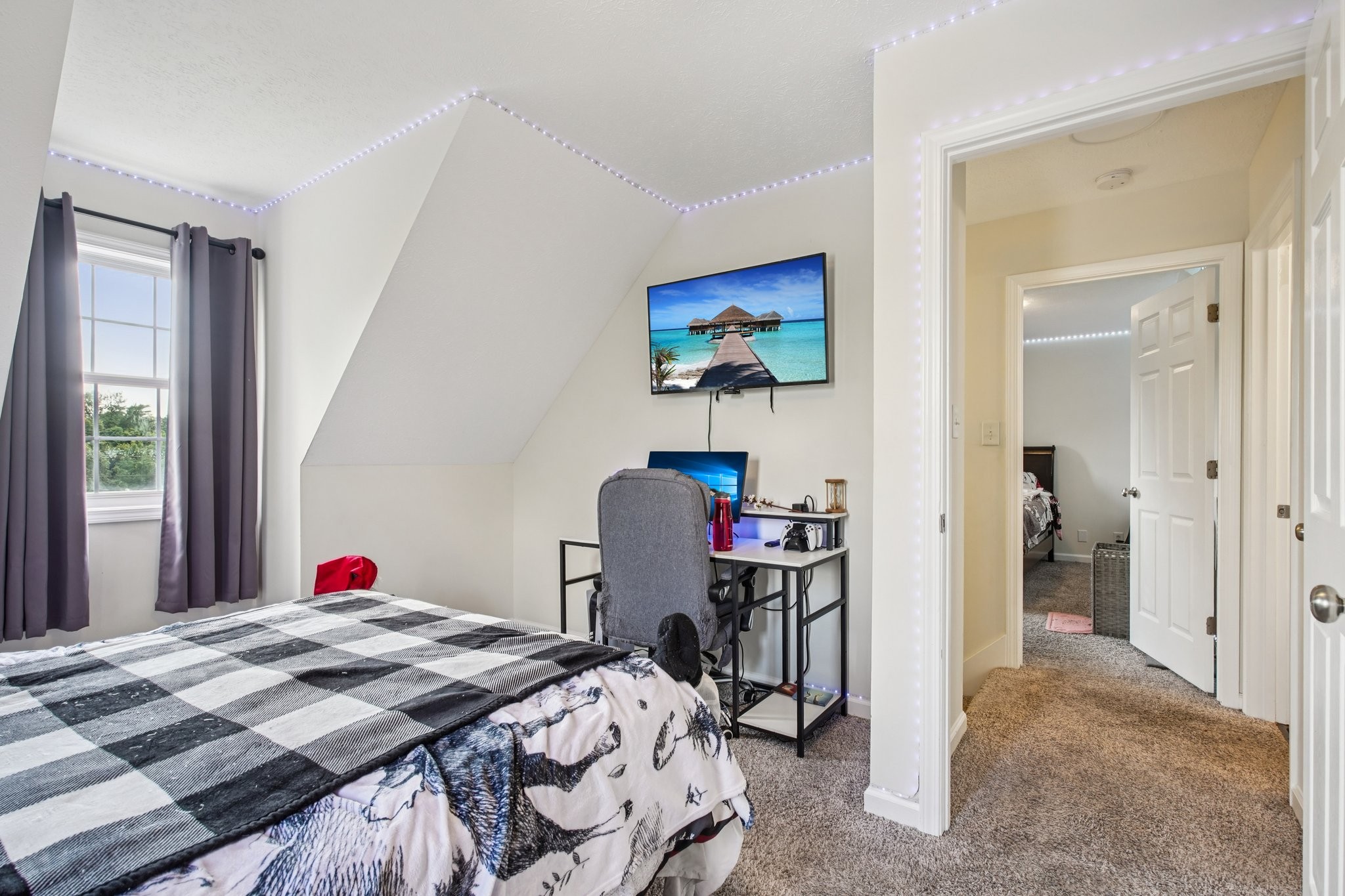 253 Audrea Ln