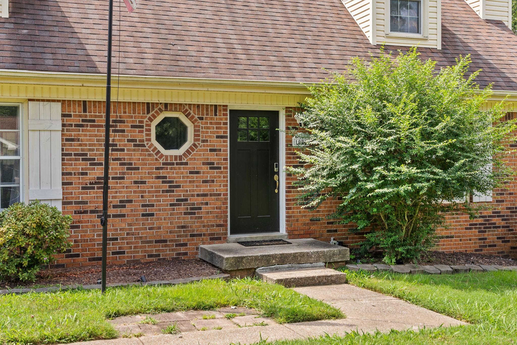 1026 Foxmoor Dr