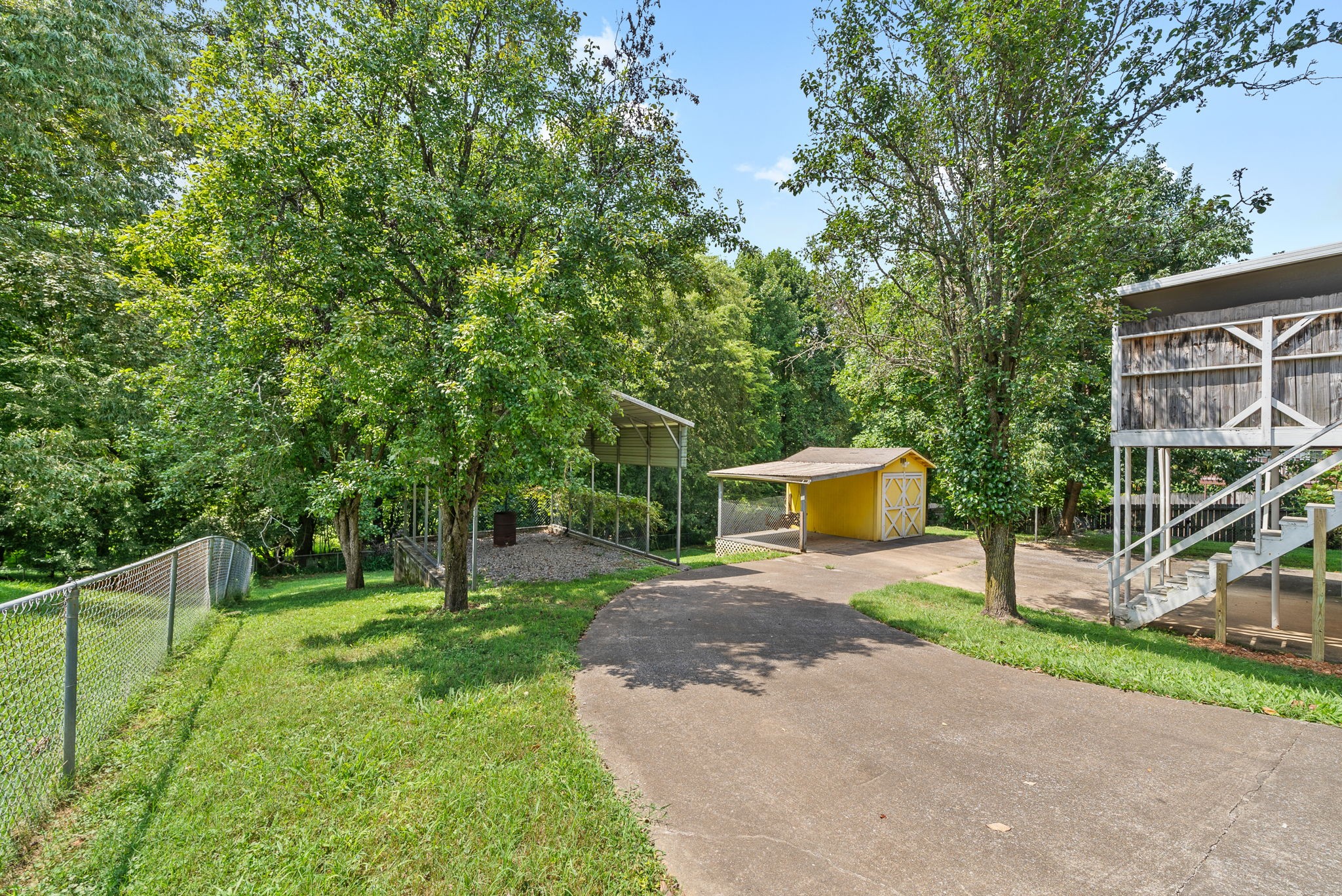 1026 Foxmoor Dr