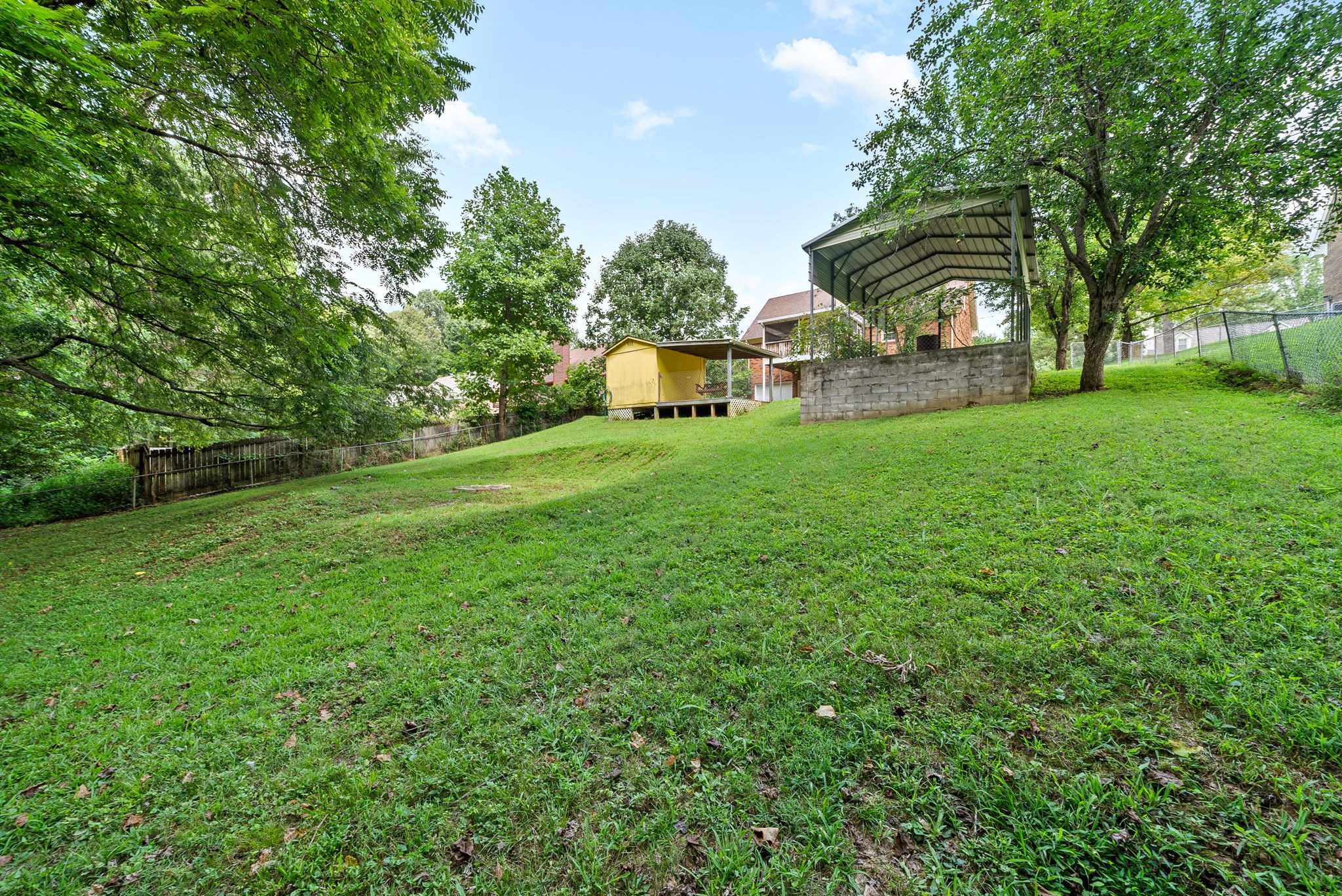 1026 Foxmoor Dr