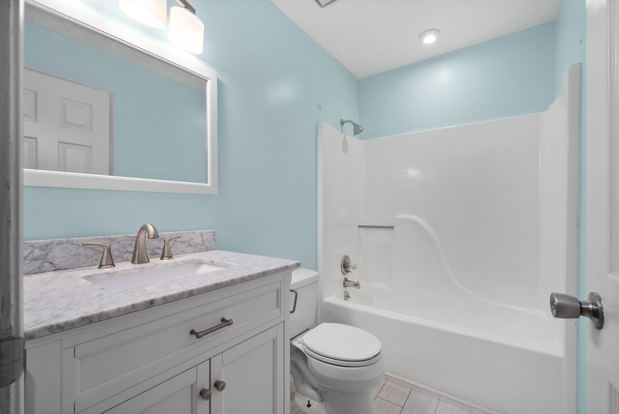 1026 Foxmoor Dr