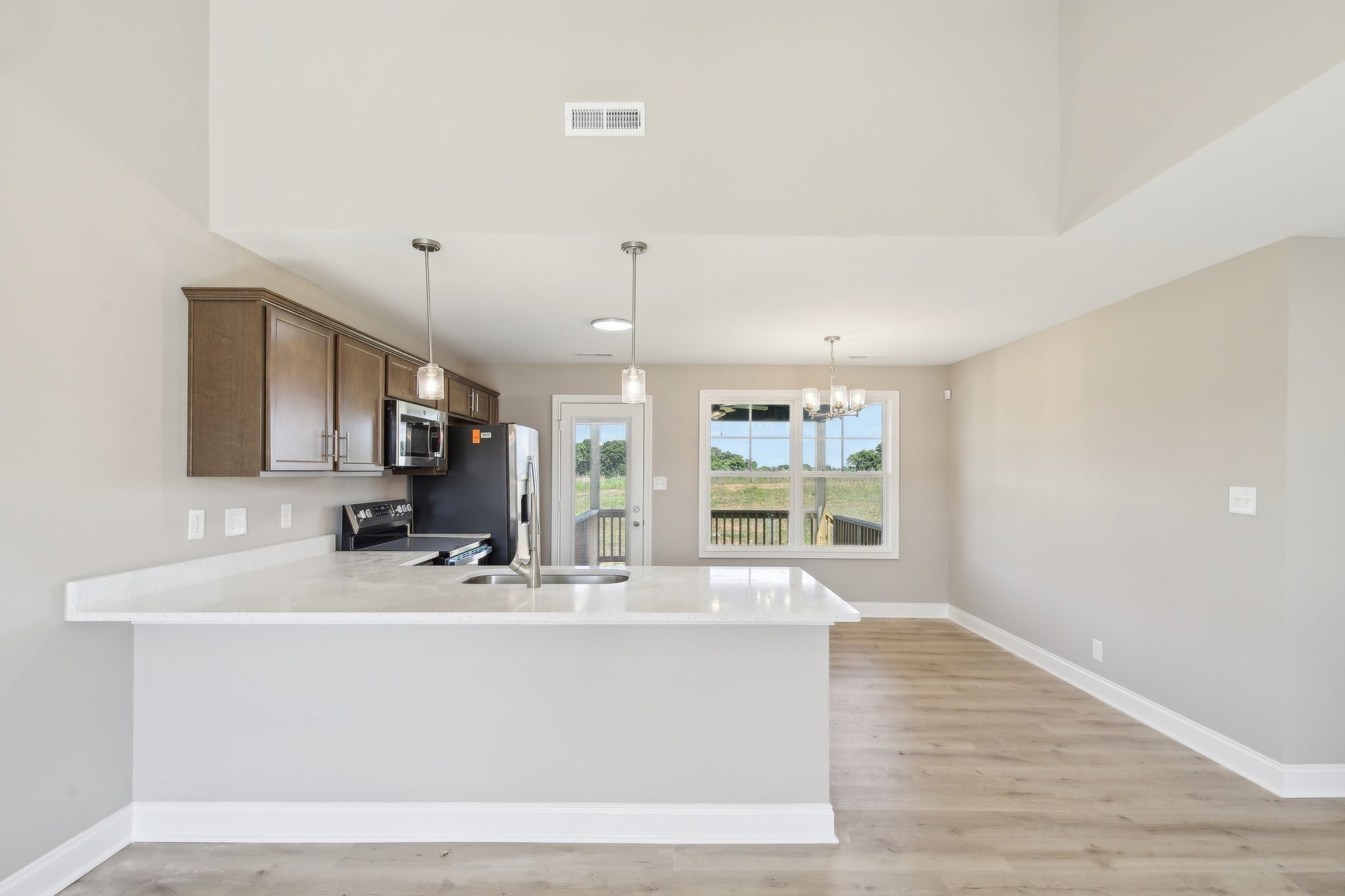 837 Macon Lane