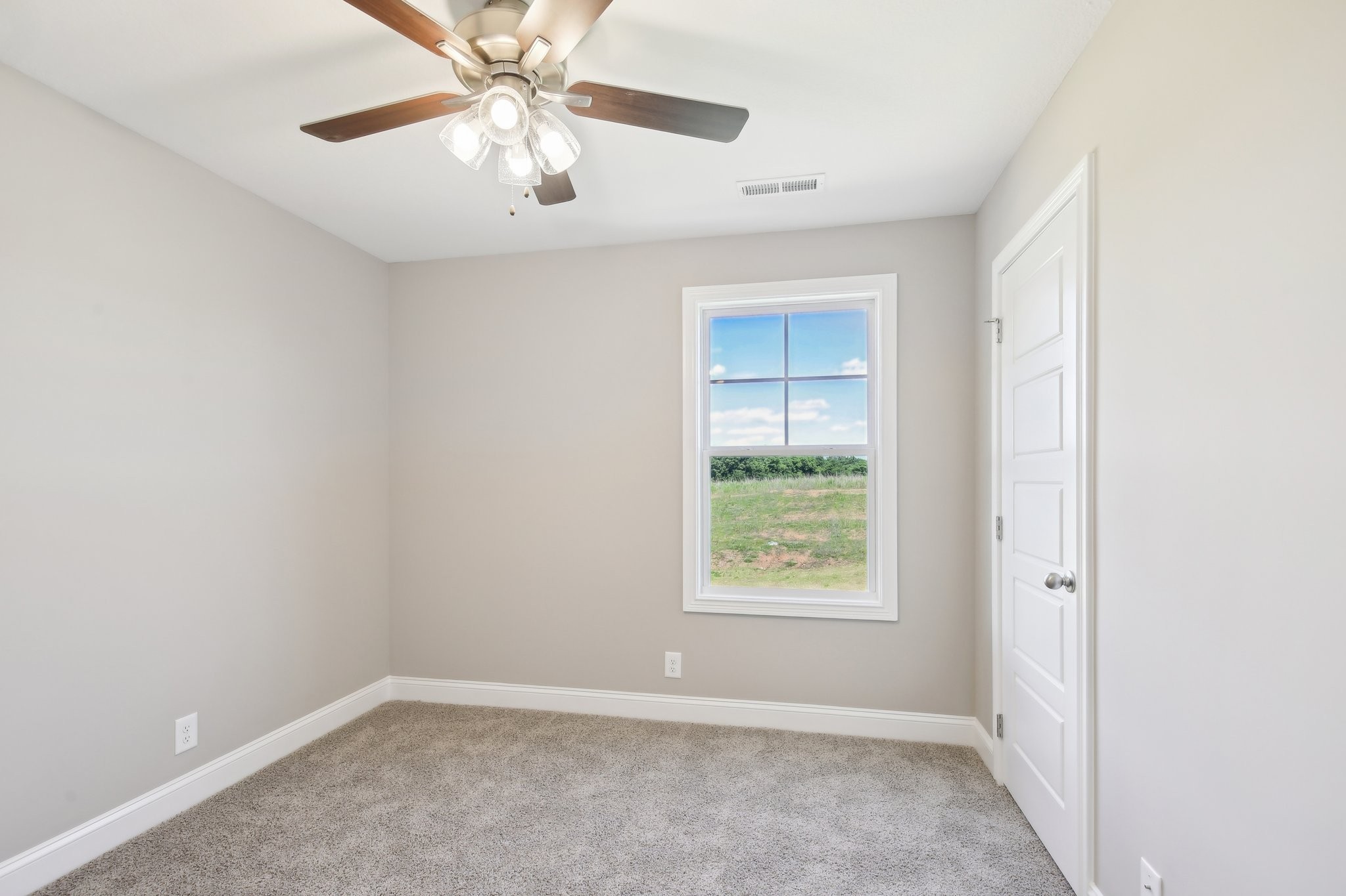 837 Macon Lane