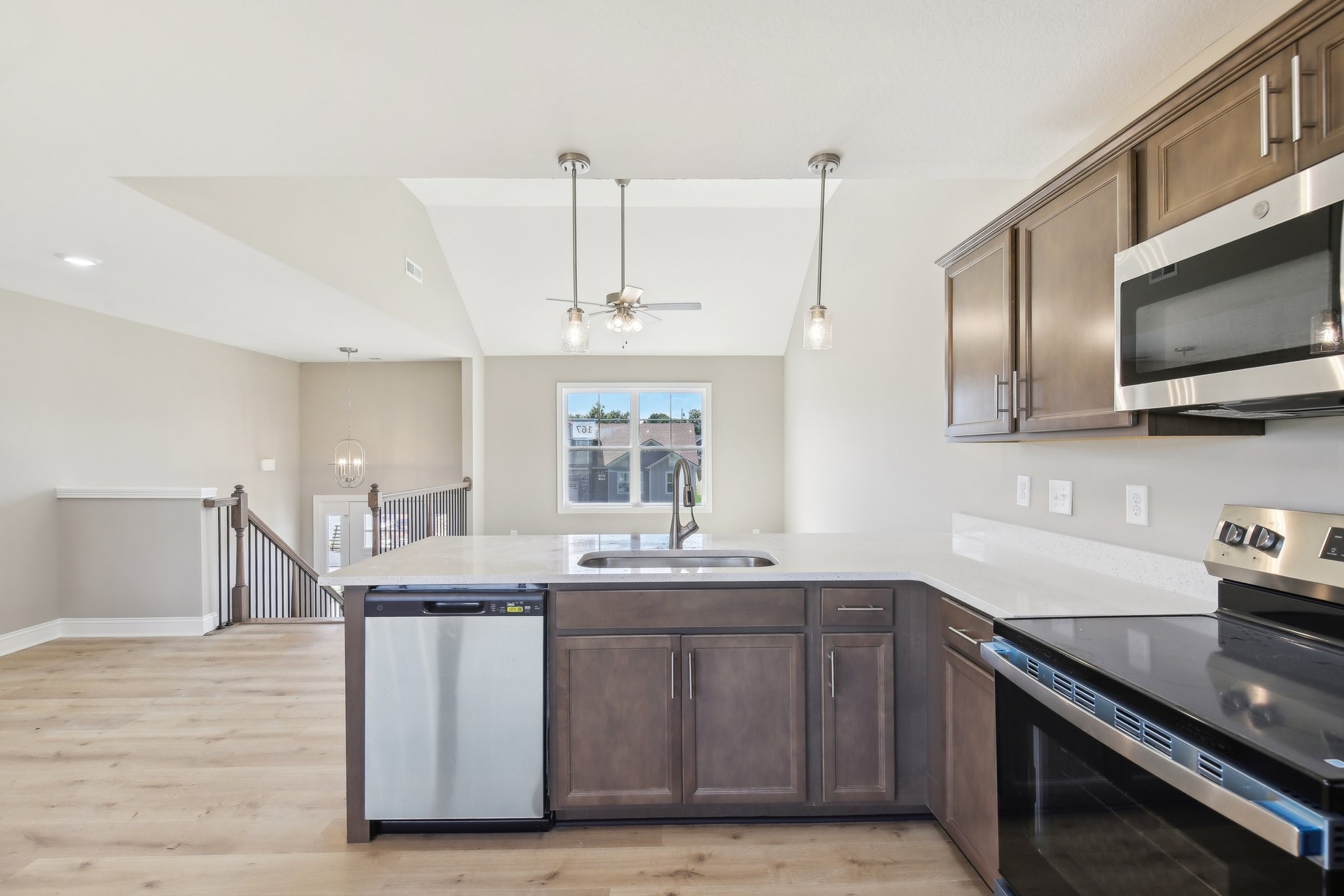 837 Macon Lane