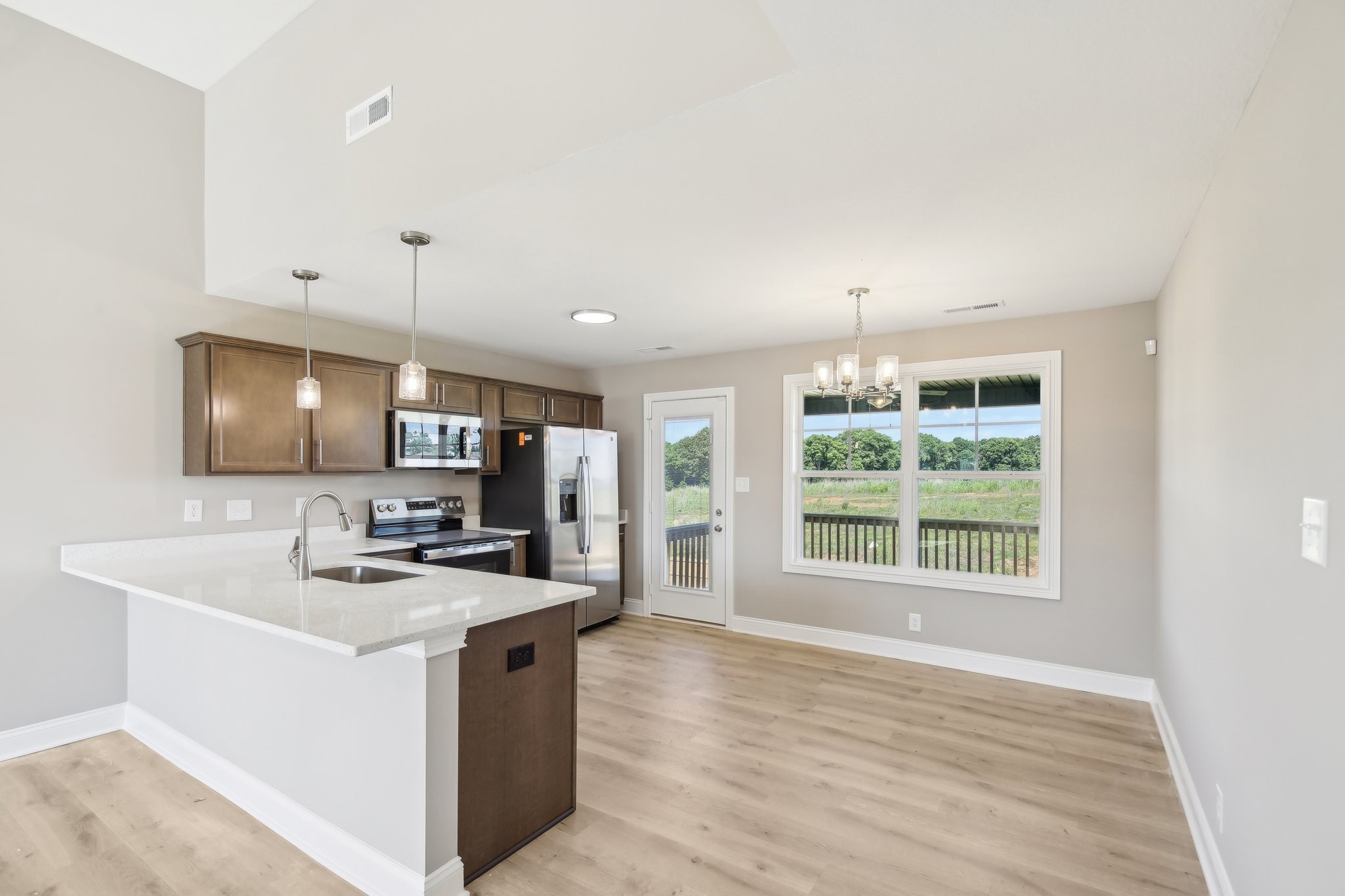 837 Macon Lane