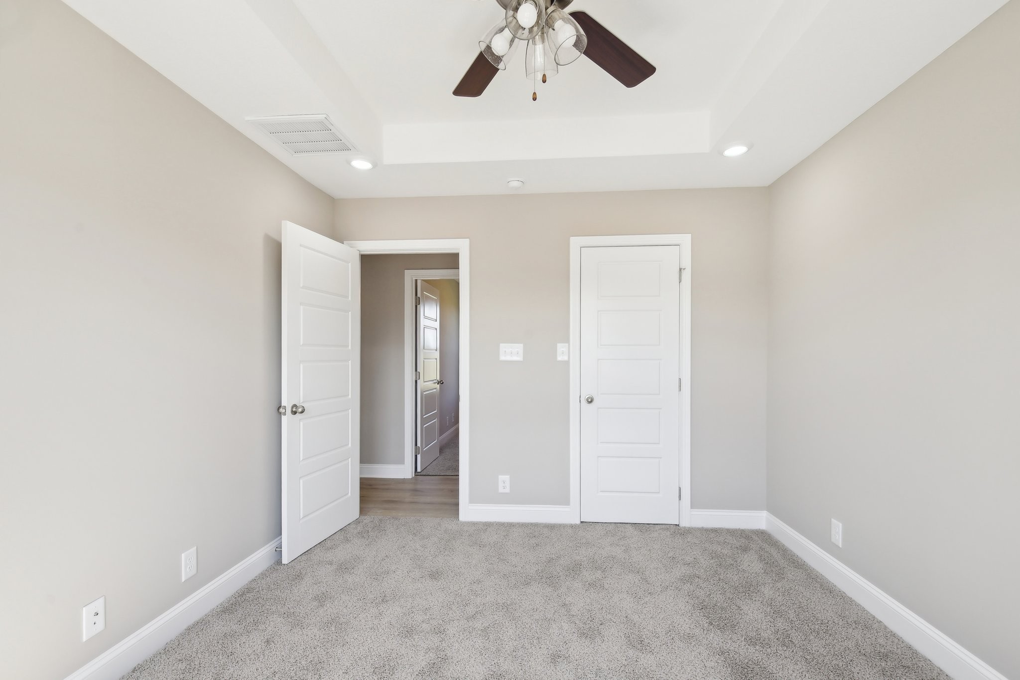 837 Macon Lane