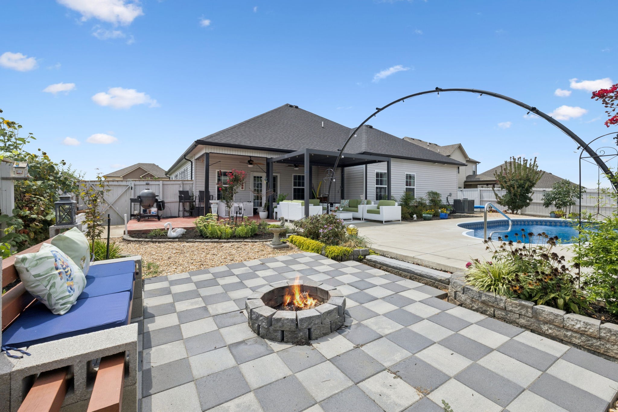 513 Tacoma Dr
