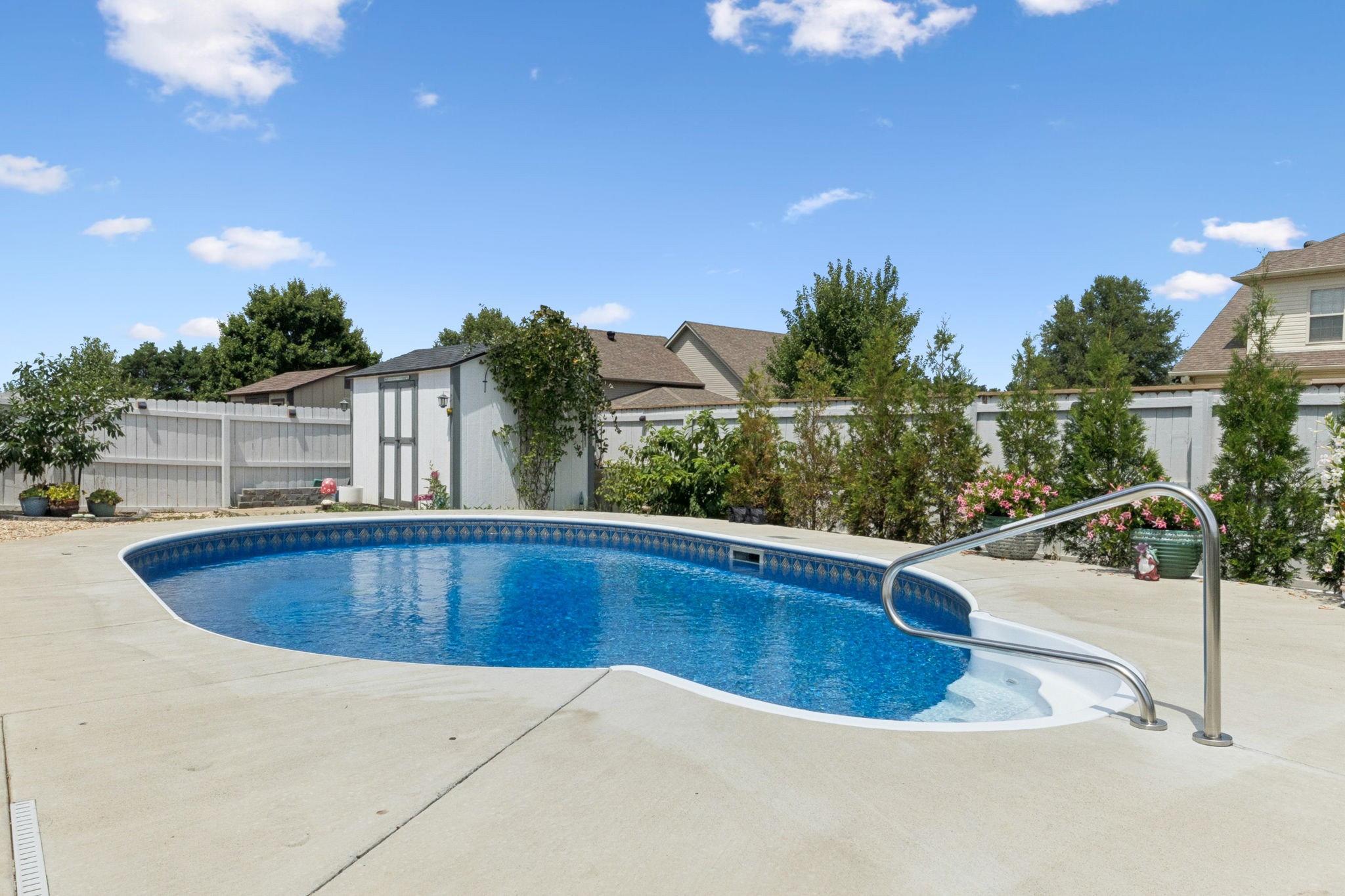 513 Tacoma Dr