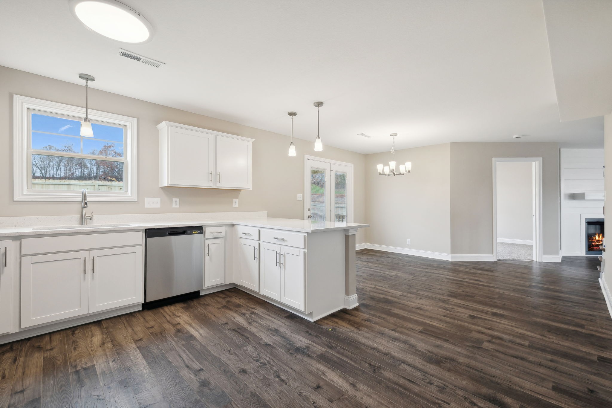 300 Cardinal Creek