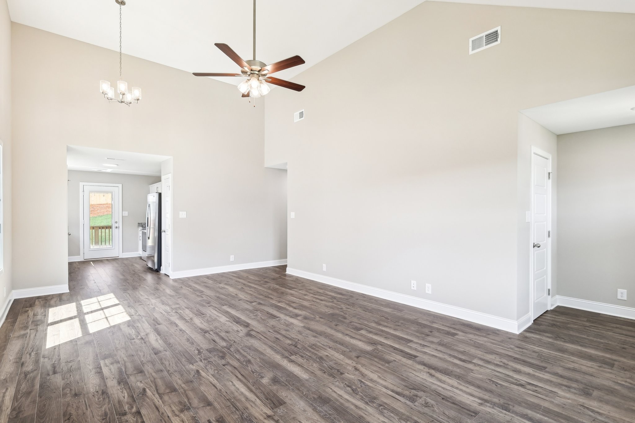 260 Cardinal Creek