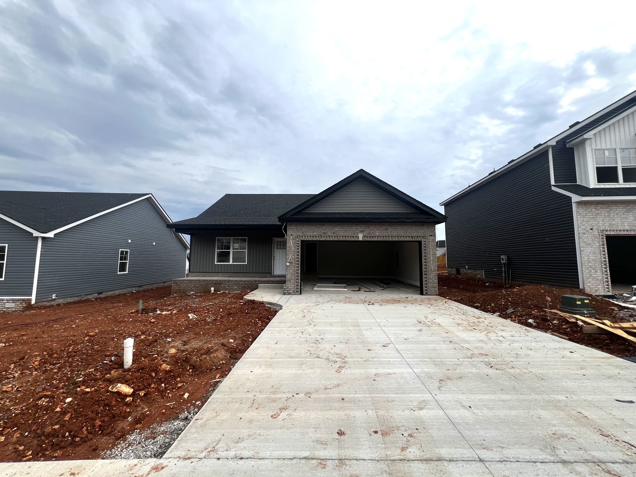 260 Cardinal Creek