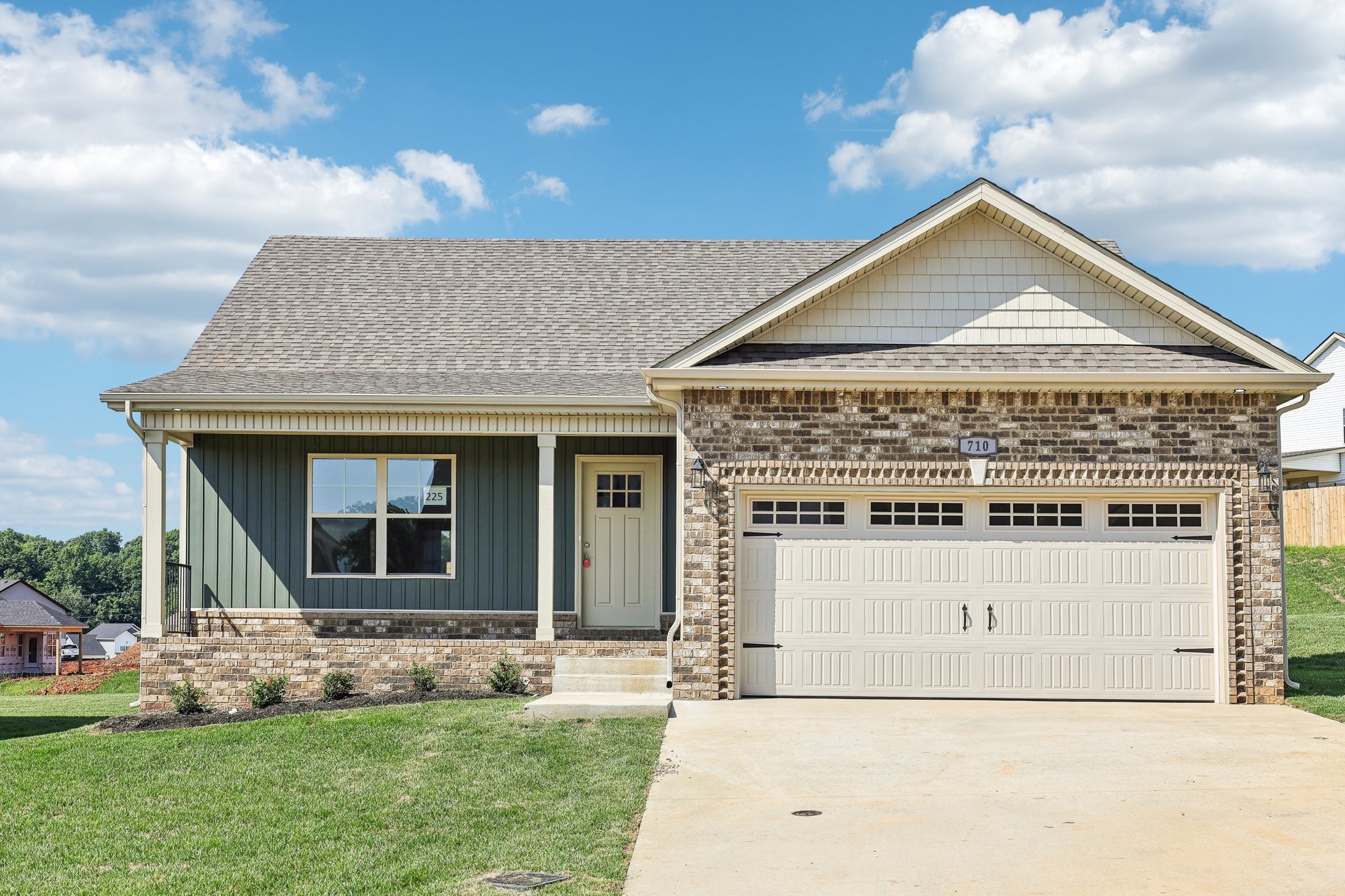 260 Cardinal Creek