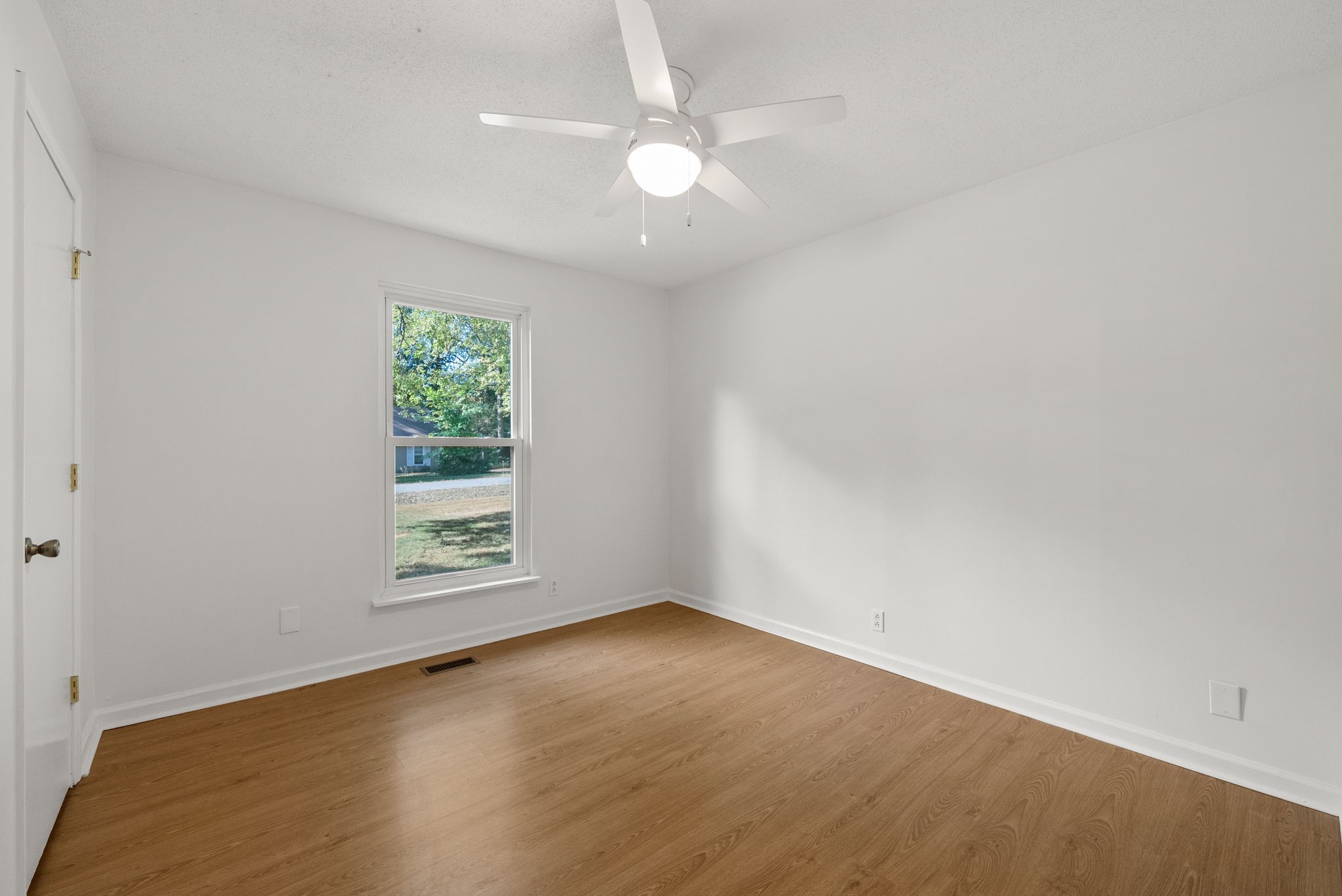 605 Marigold Dr