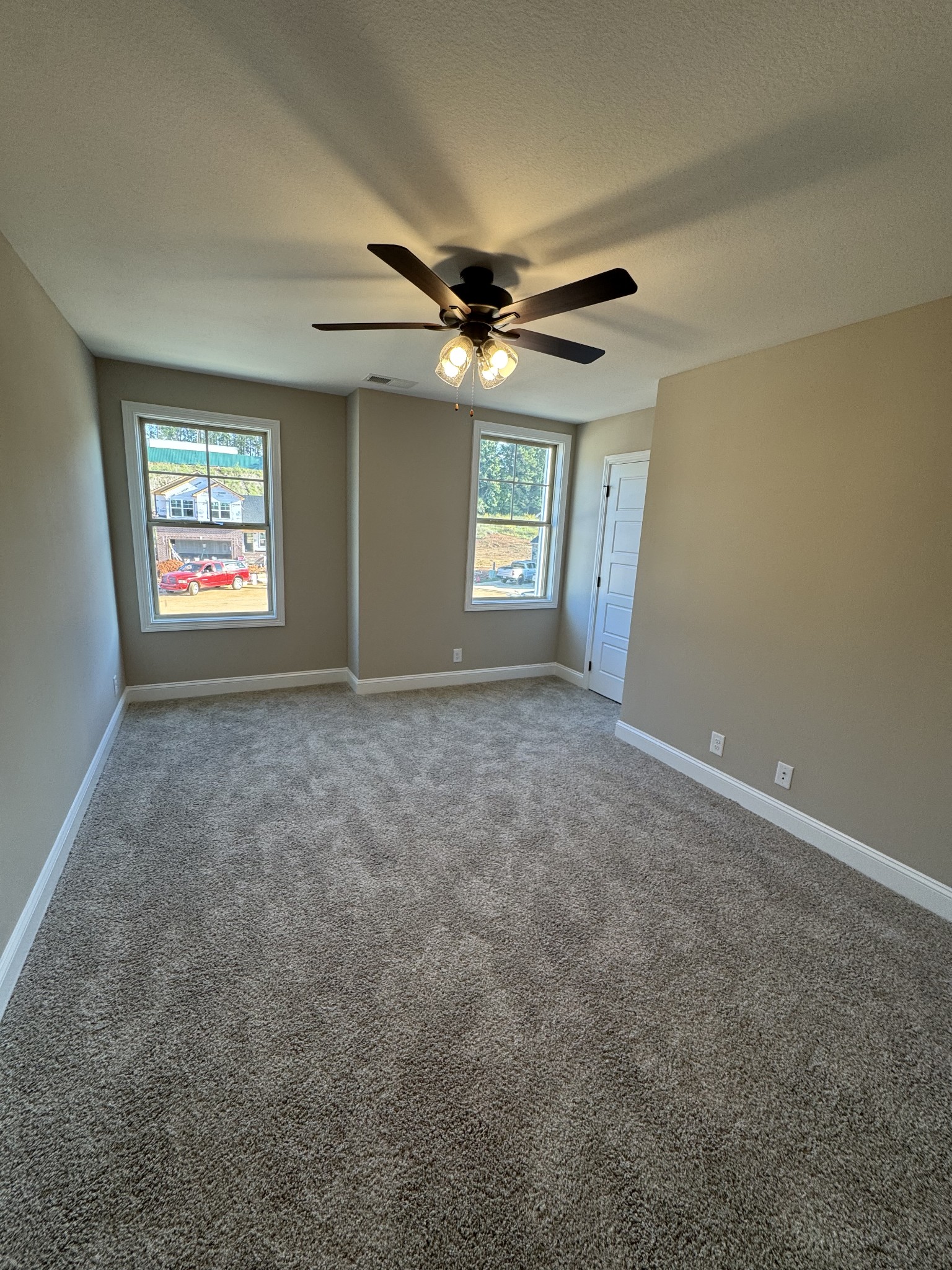 272 Cardinal Creek
