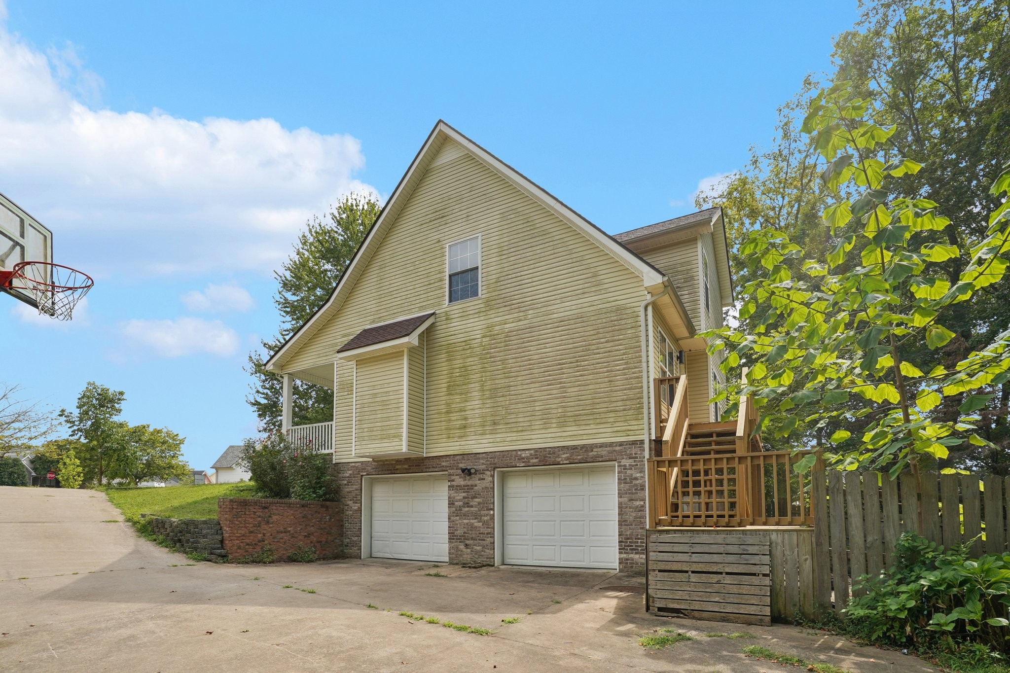 288 Sunny Slope Ct