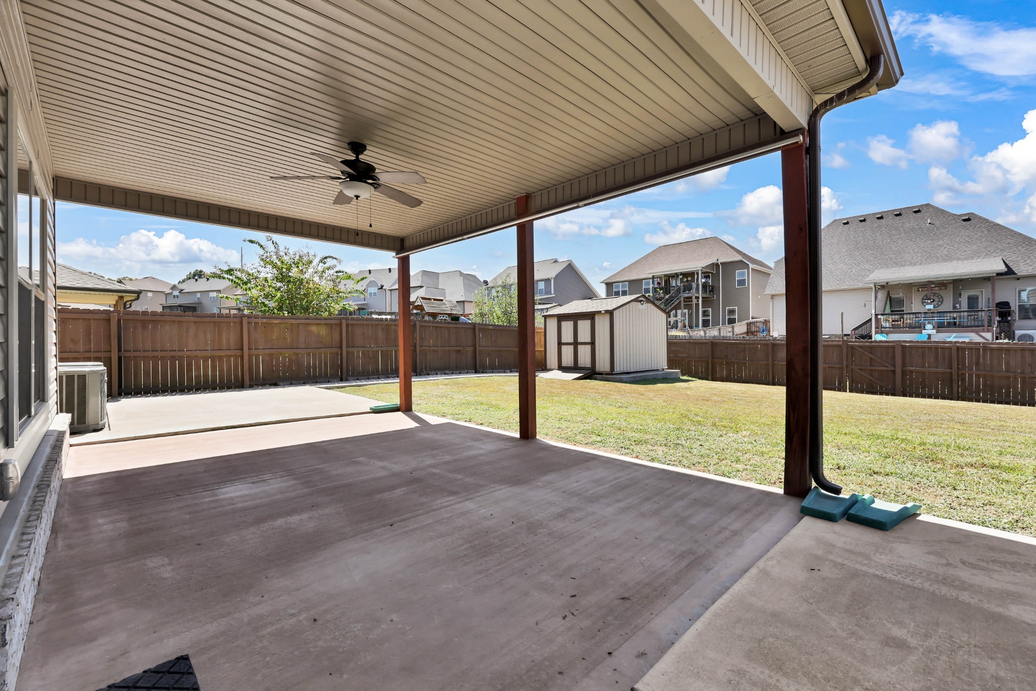 1018 Shirley Dr