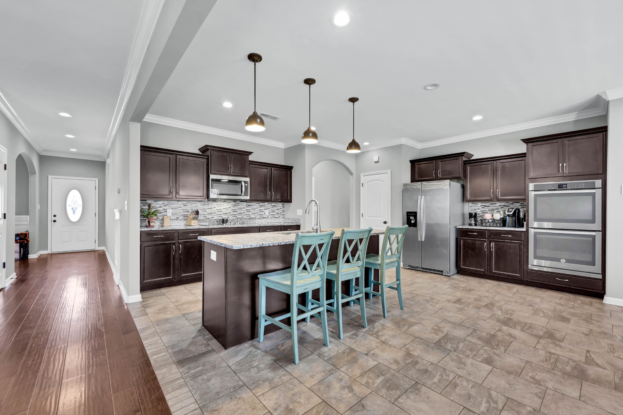 1018 Shirley Dr