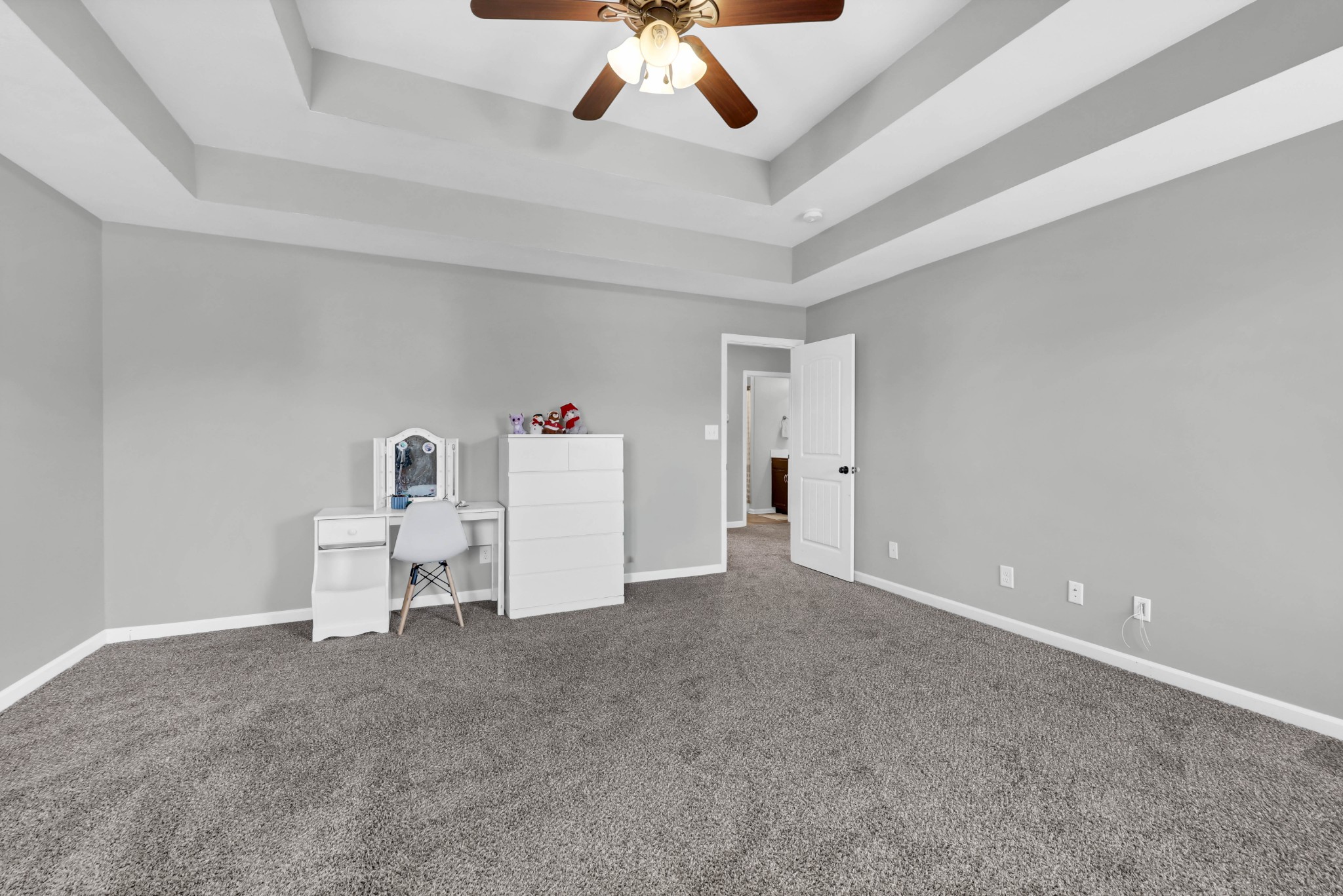 1018 Shirley Dr