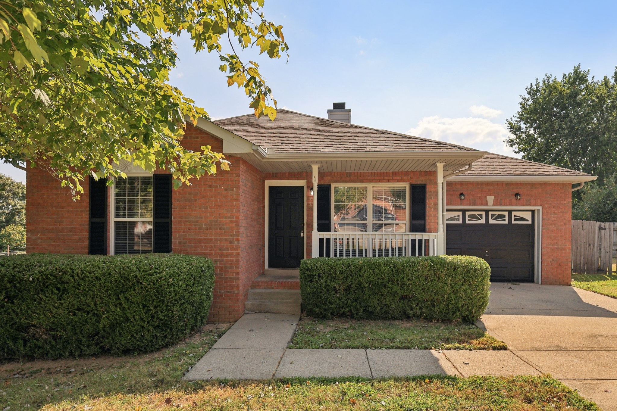 1447 Amy Ave