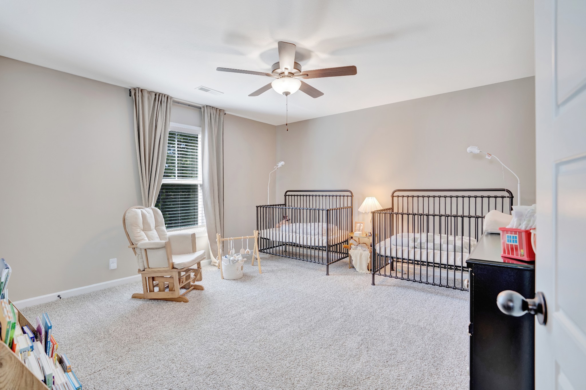 1154 Old Charlotte Trce