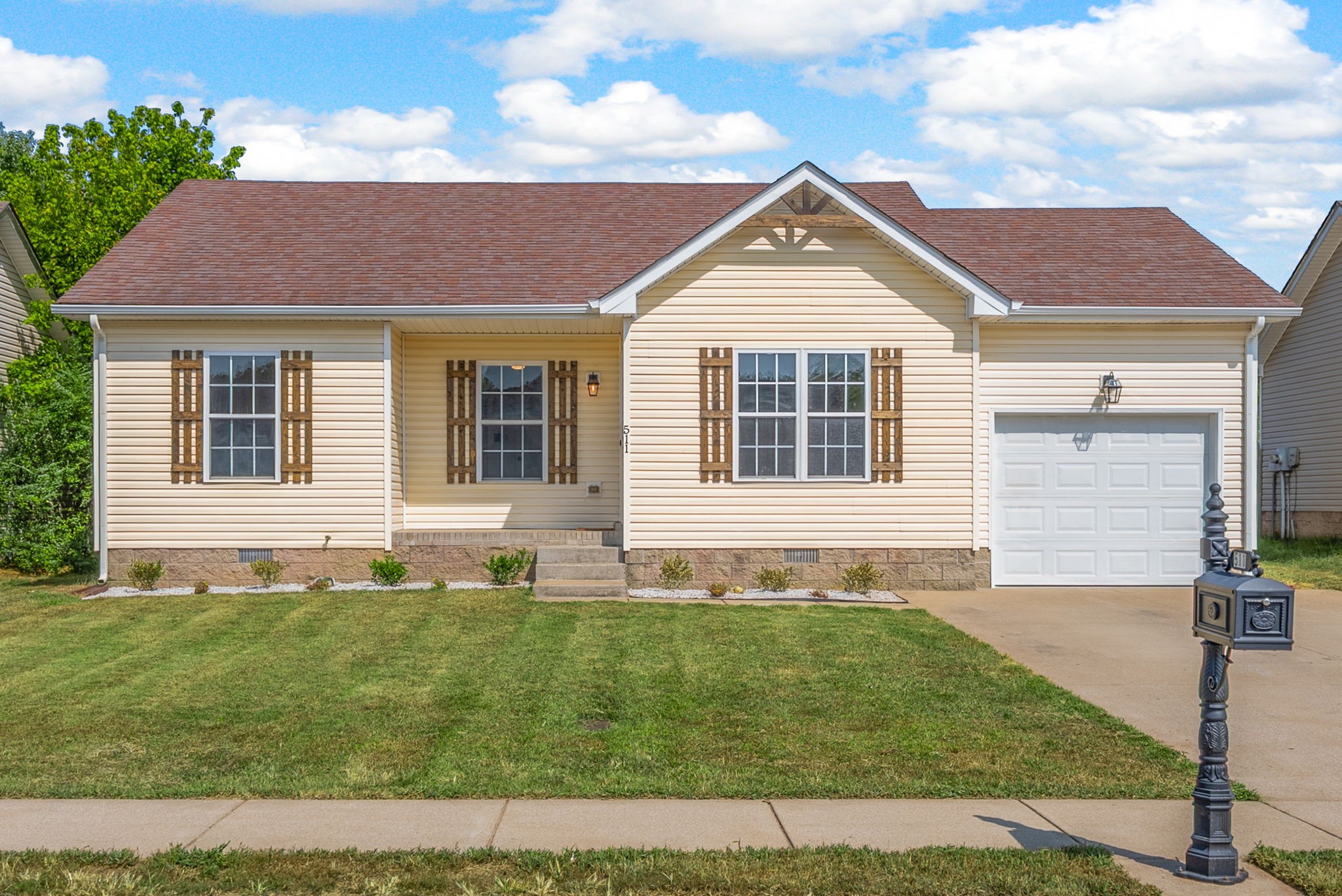 511 Fox Trot Dr