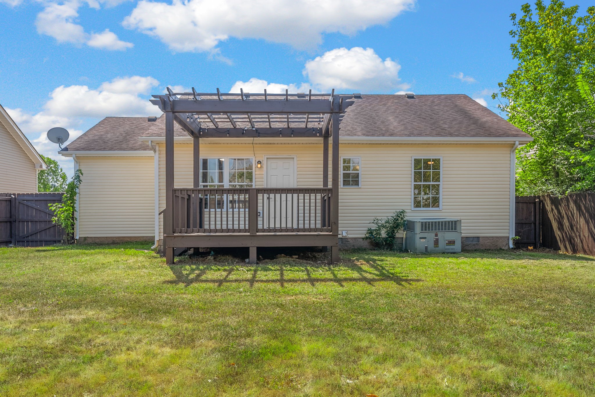 511 Fox Trot Dr