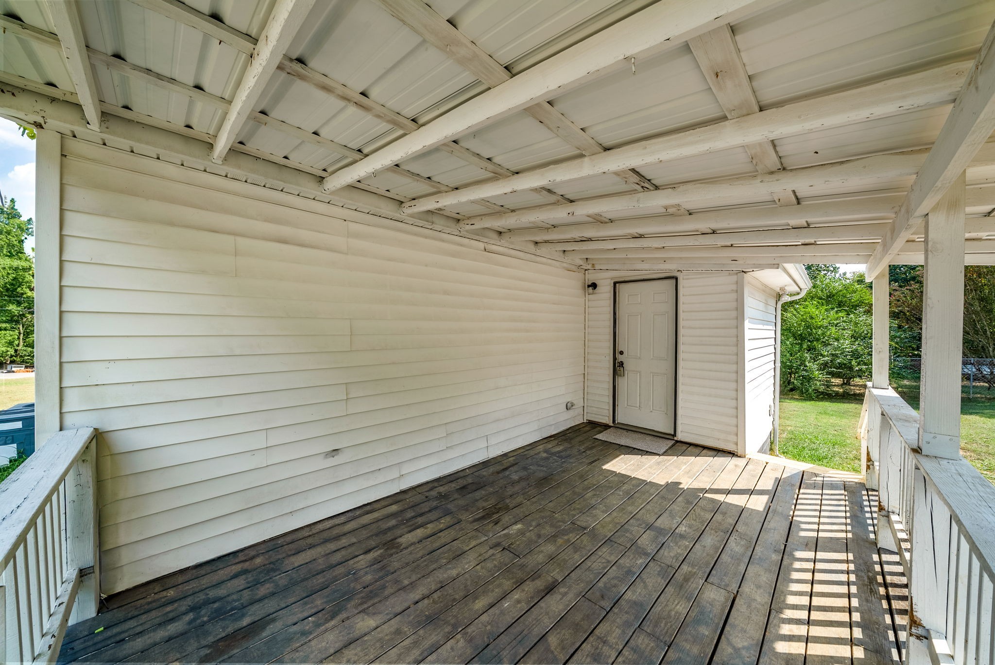 2076 Hilltop View Rd