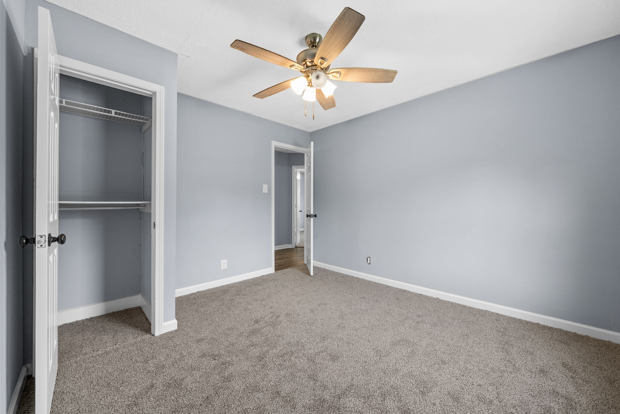 2076 Hilltop View Rd