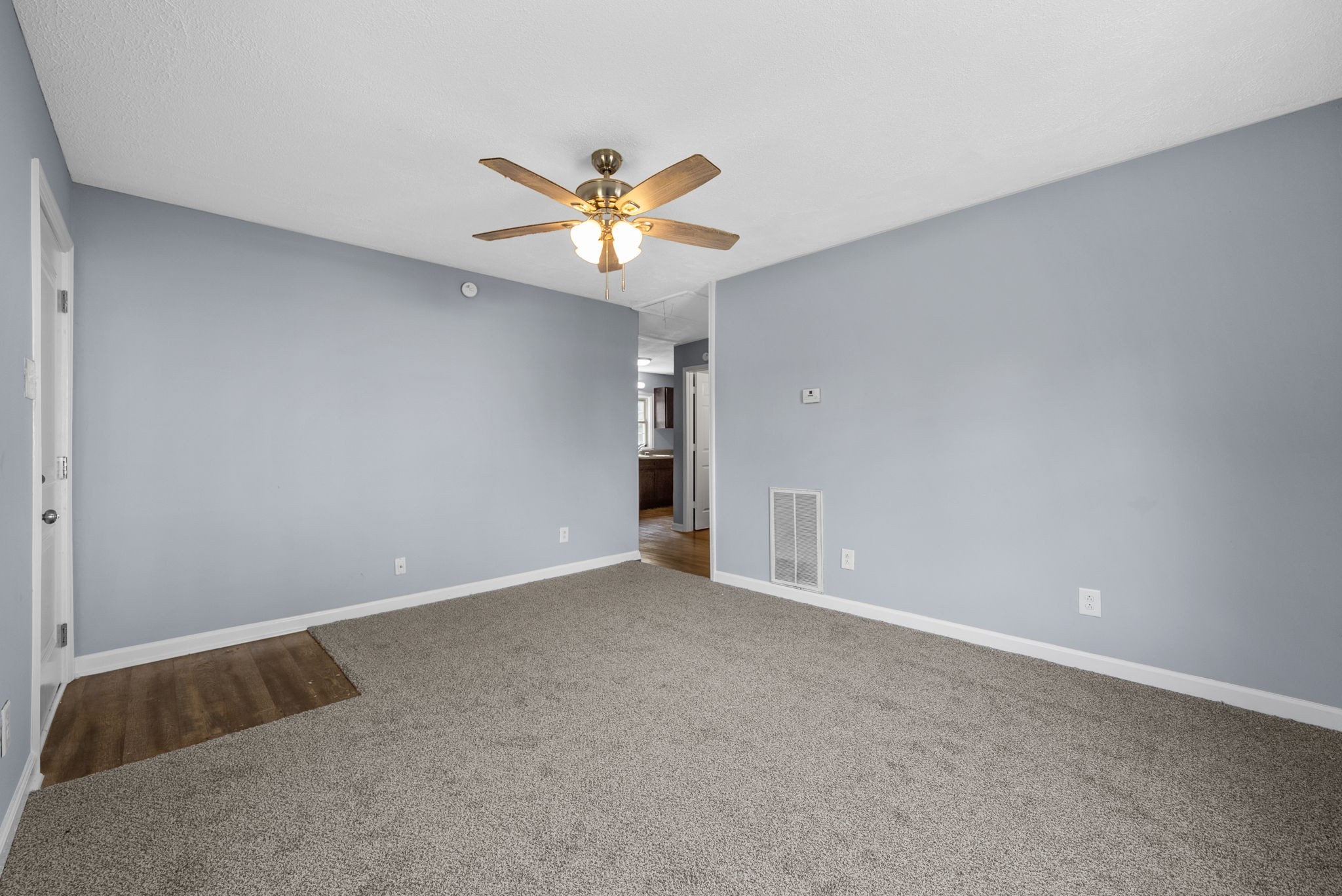 2076 Hilltop View Rd