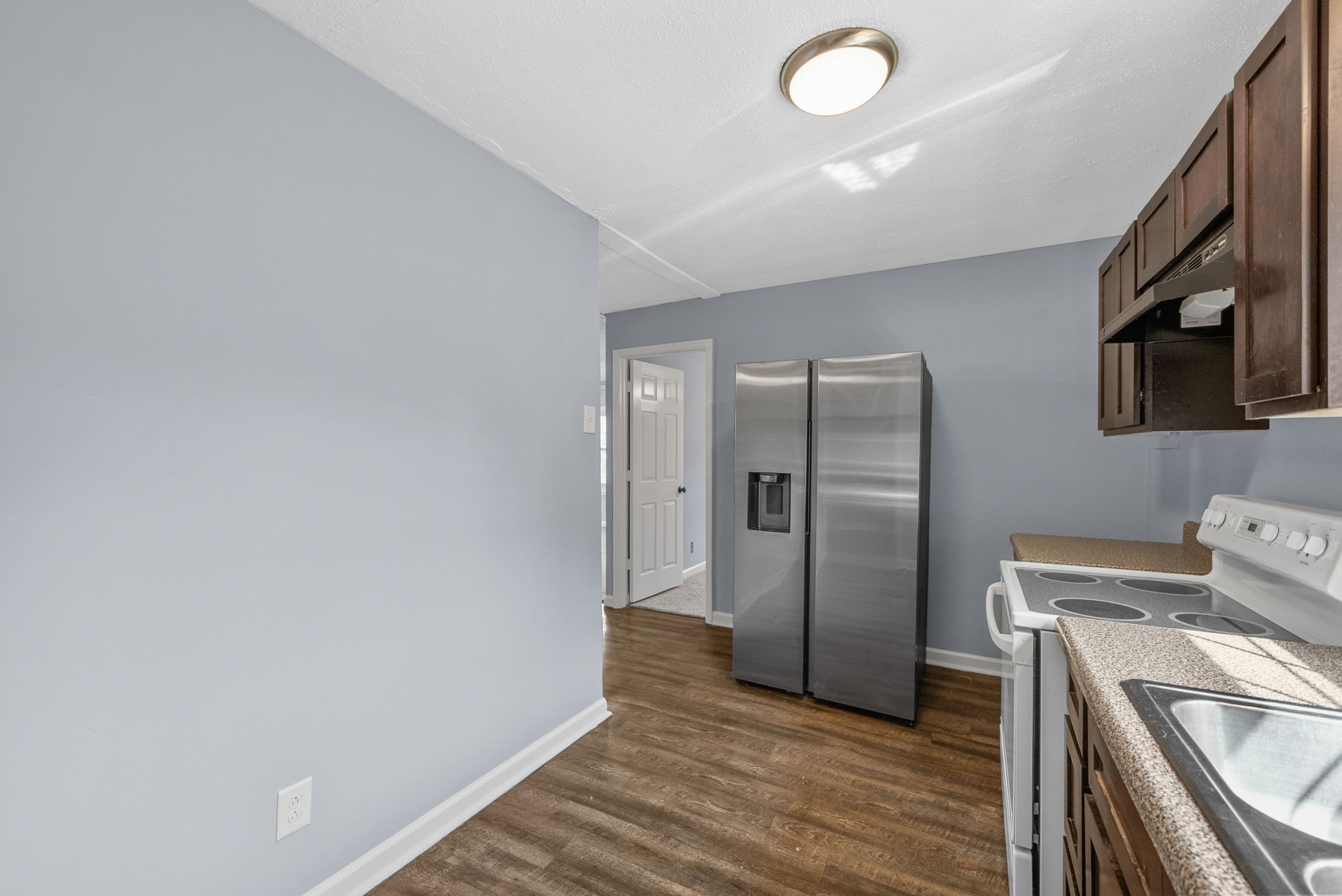 2076 Hilltop View Rd