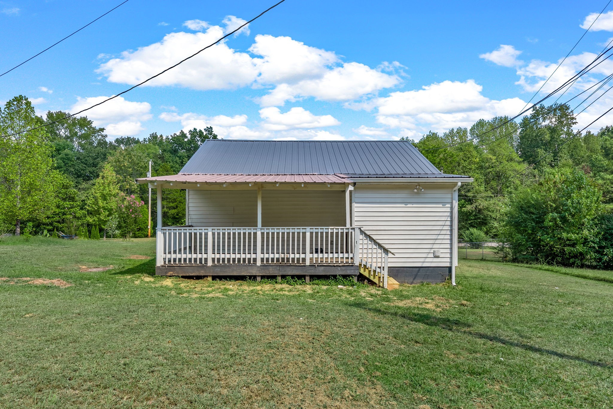 2076 Hilltop View Rd