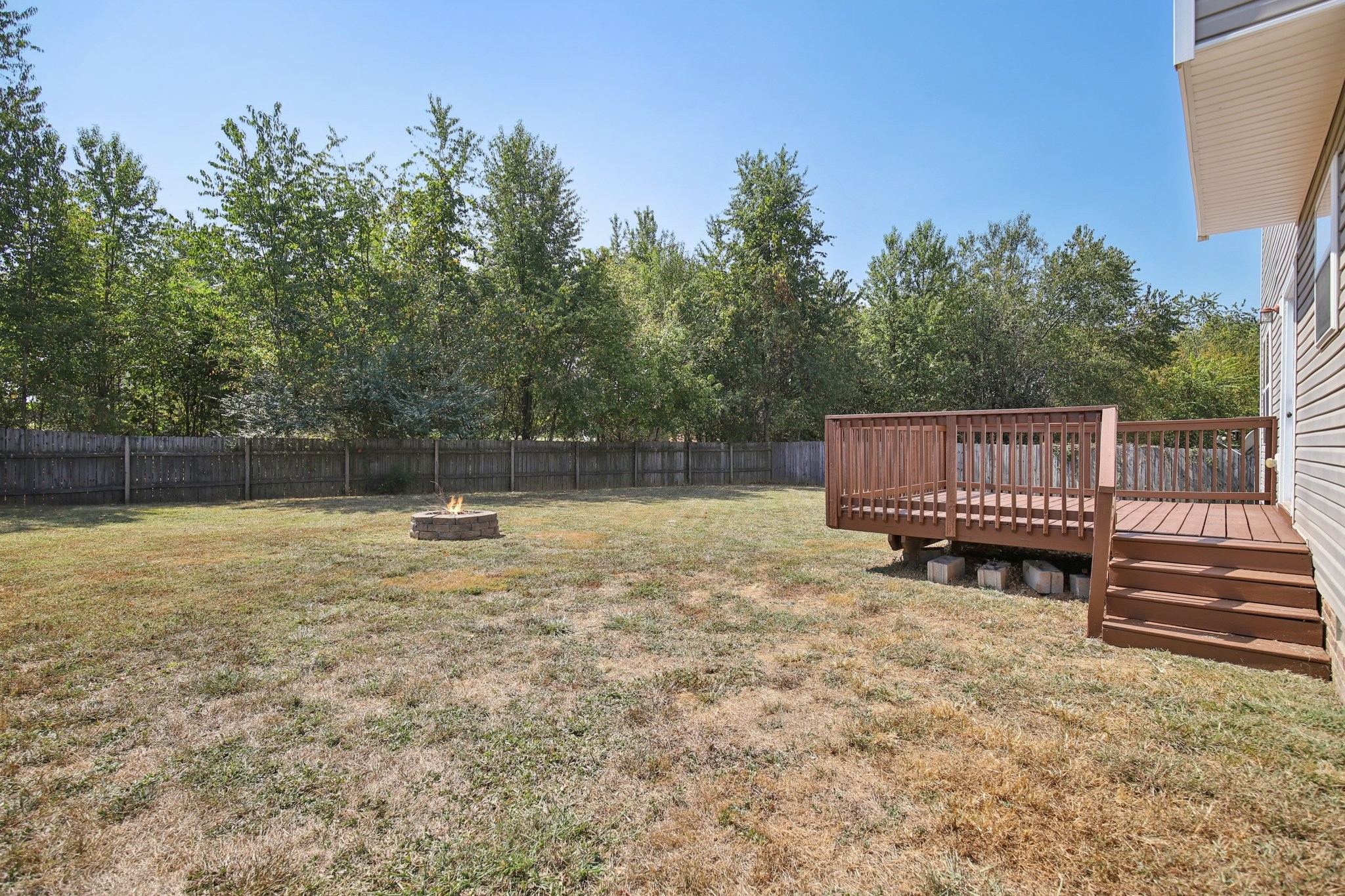 1824 Jackie Lorraine Dr