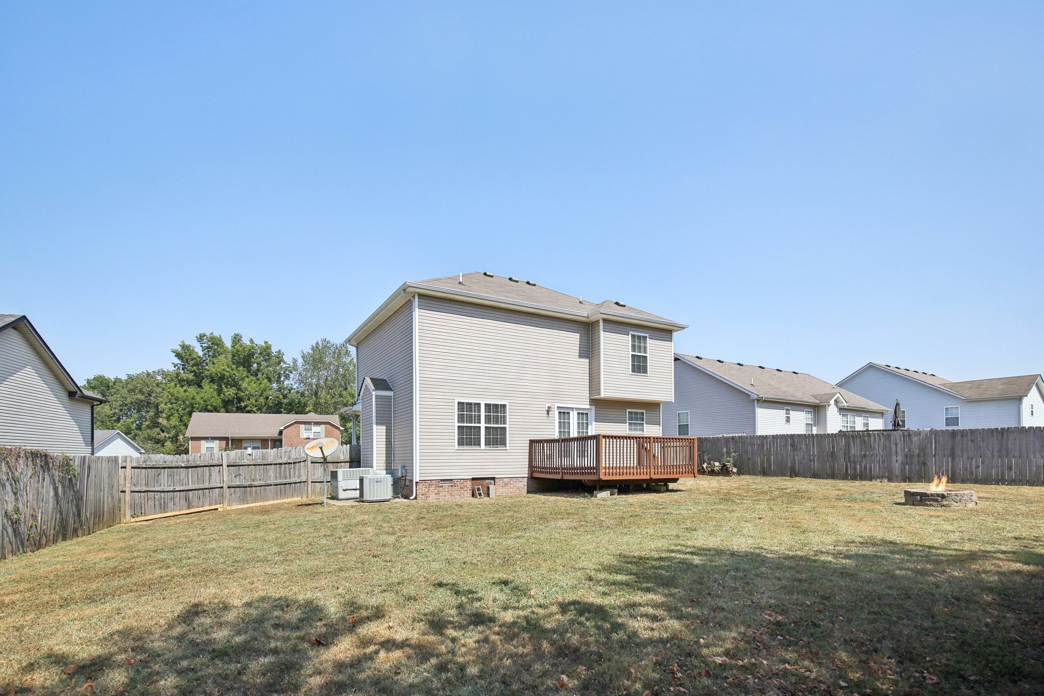 1824 Jackie Lorraine Dr