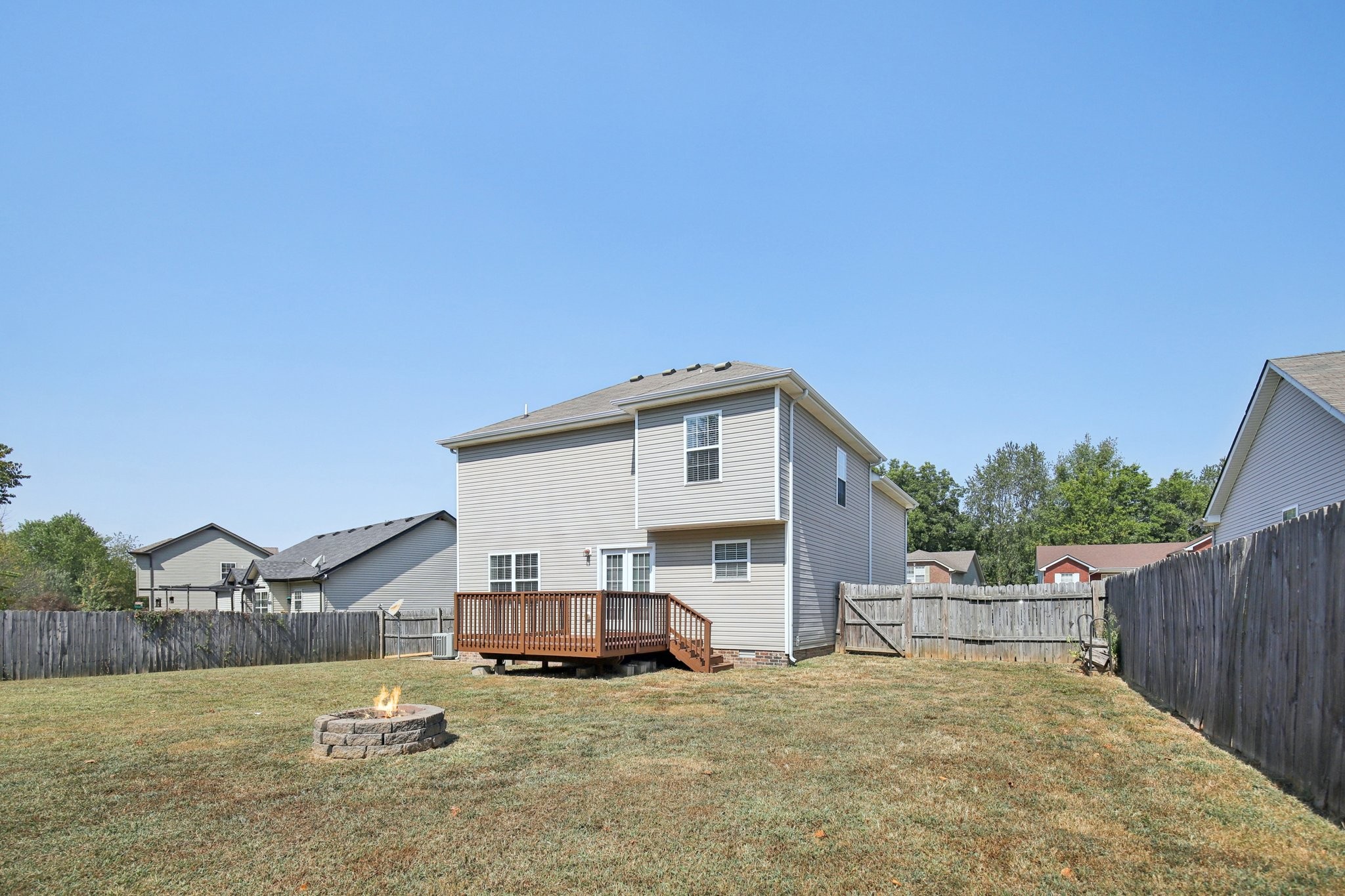 1824 Jackie Lorraine Dr