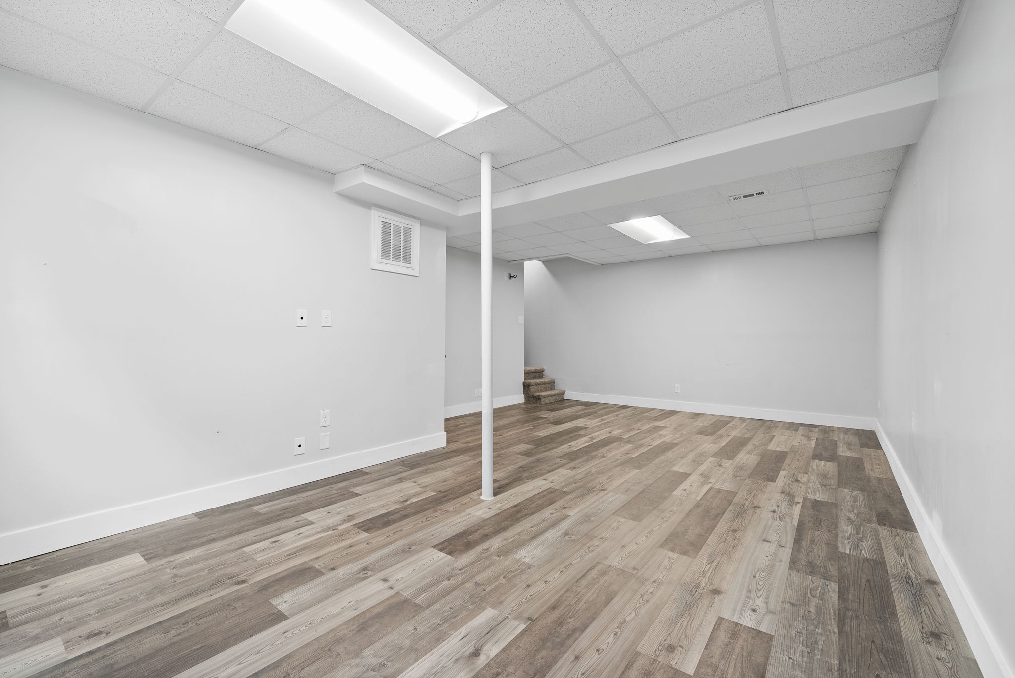 1026 Foxmoor Dr