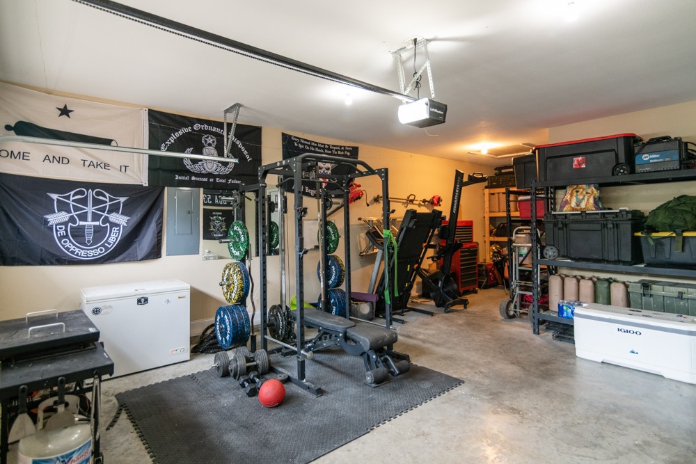 1688 Barrywood Cir, E