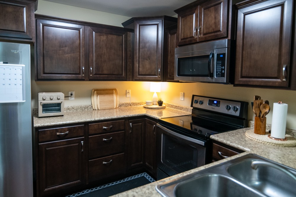 1688 Barrywood Cir, E