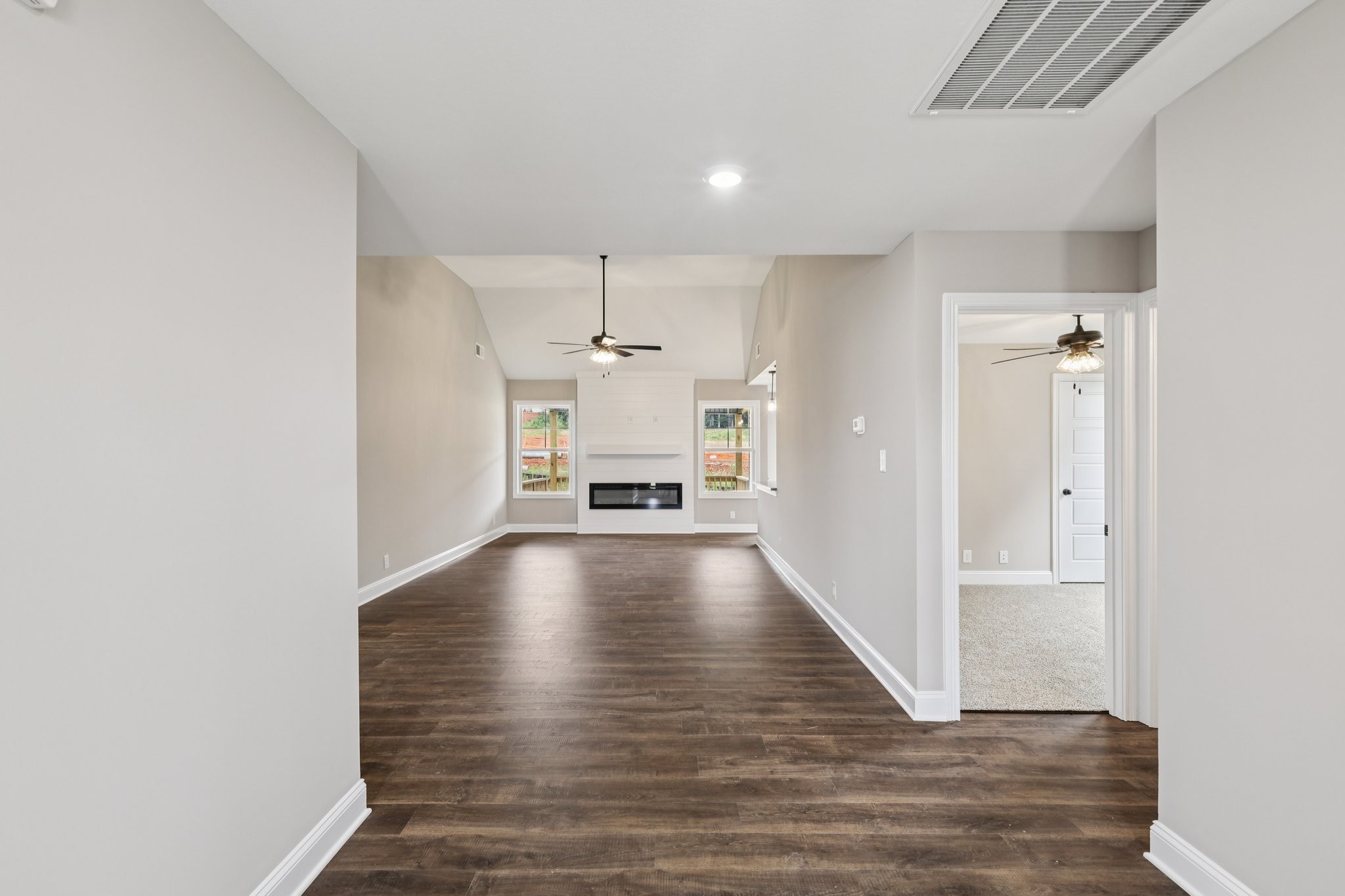 741 Carrillo Dr