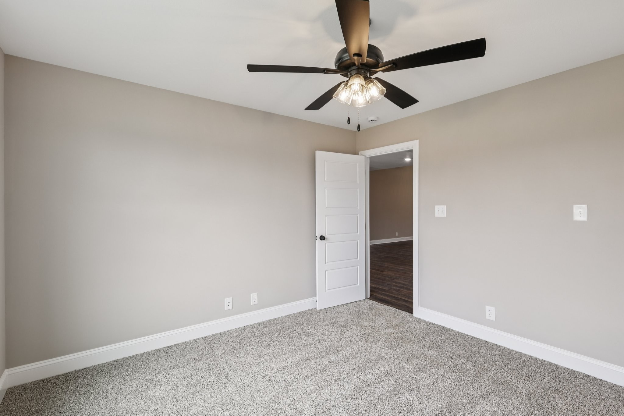 741 Carrillo Dr