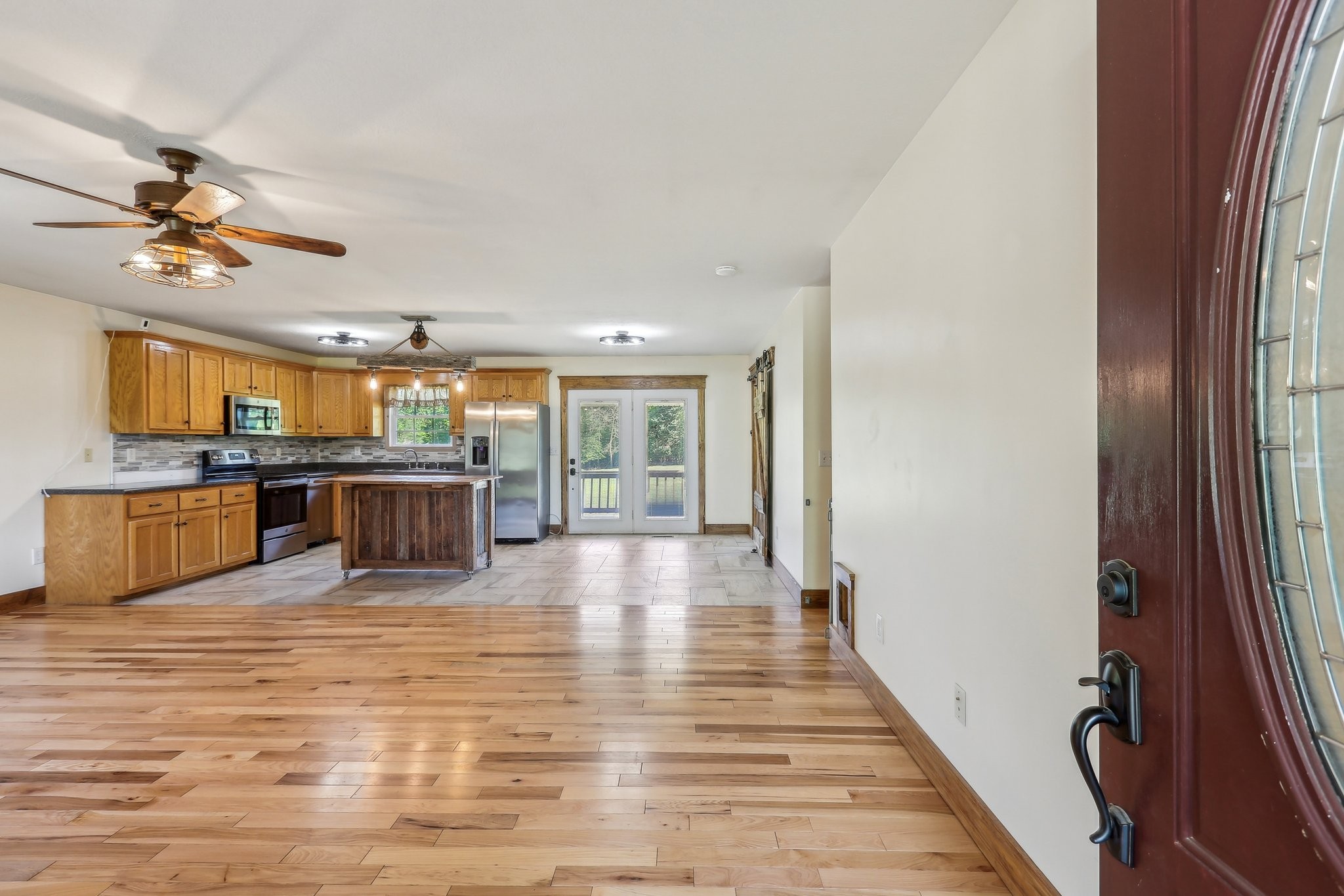 46 Seay Ln