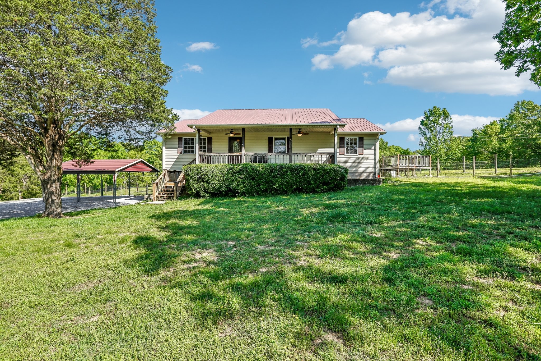 46 Seay Ln