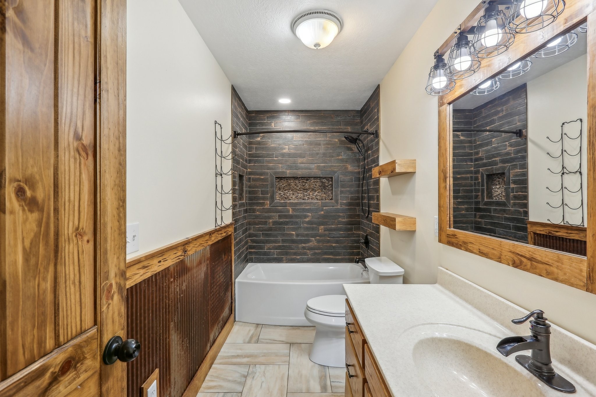 46 Seay Ln