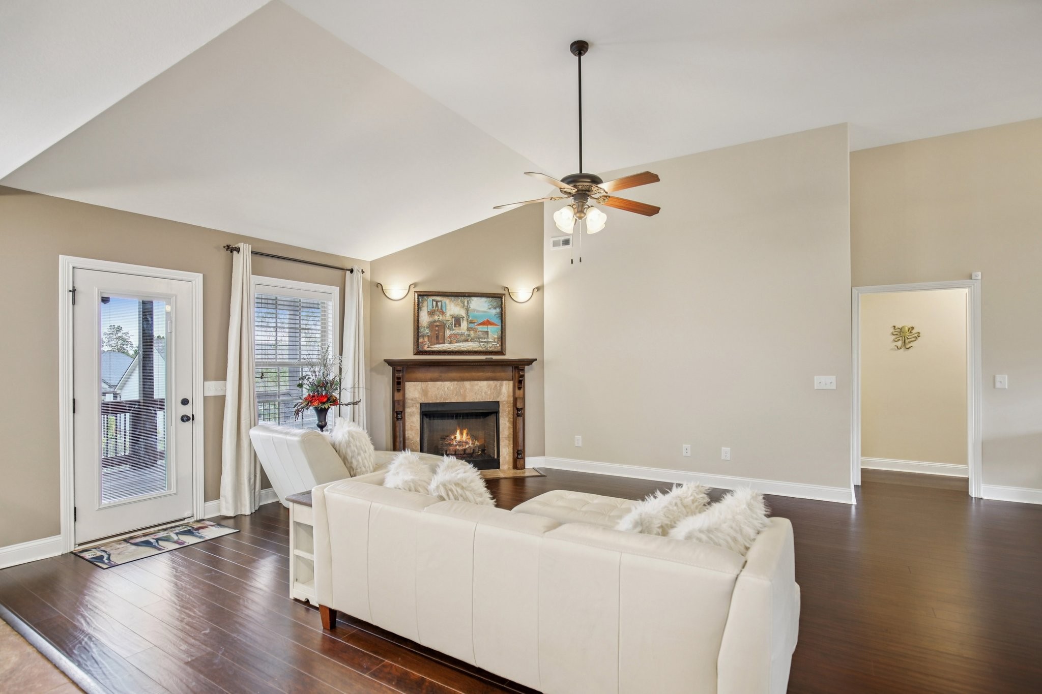 1579 Cobra Ln