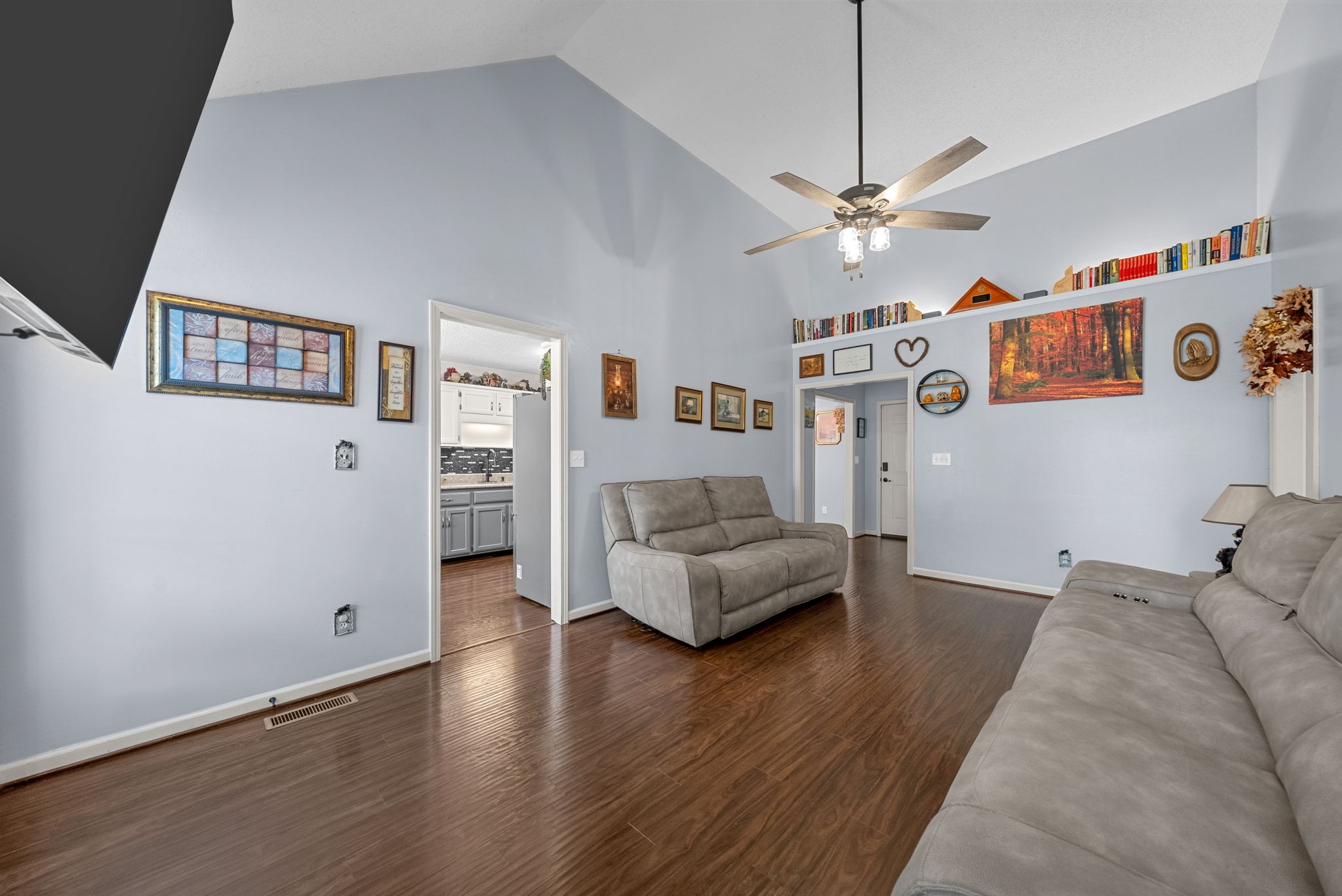 773 Fire Break Dr