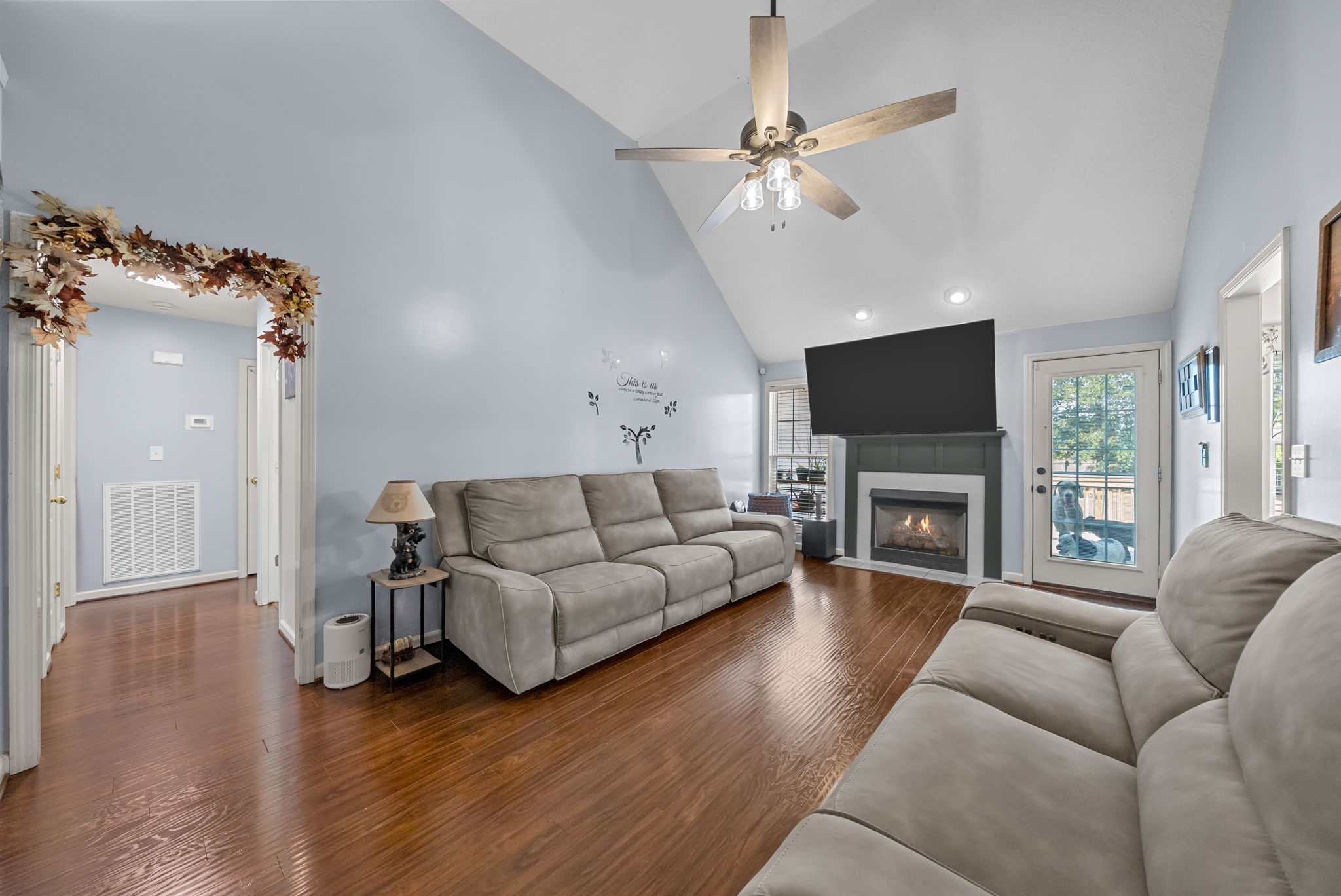773 Fire Break Dr