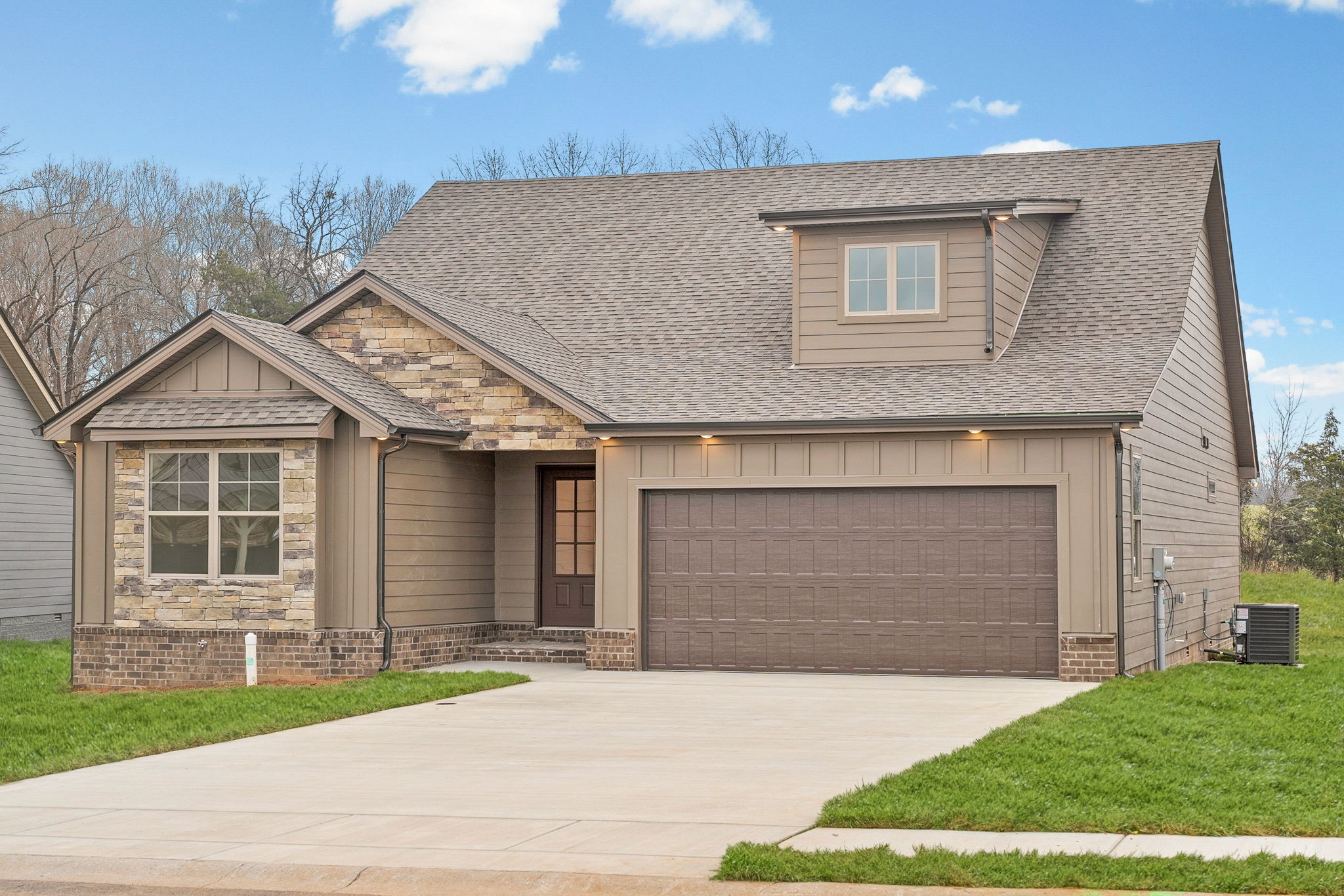 1620 Collins View Way