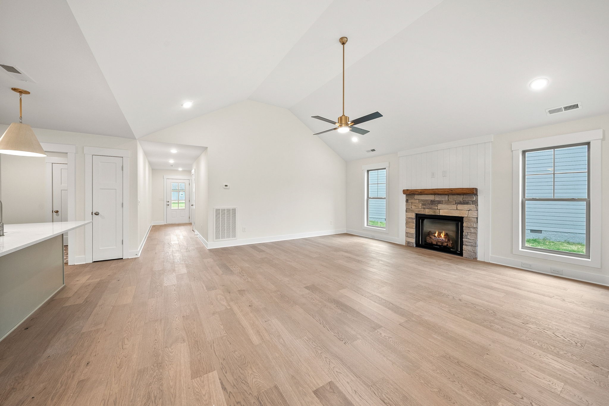 1620 Collins View Way