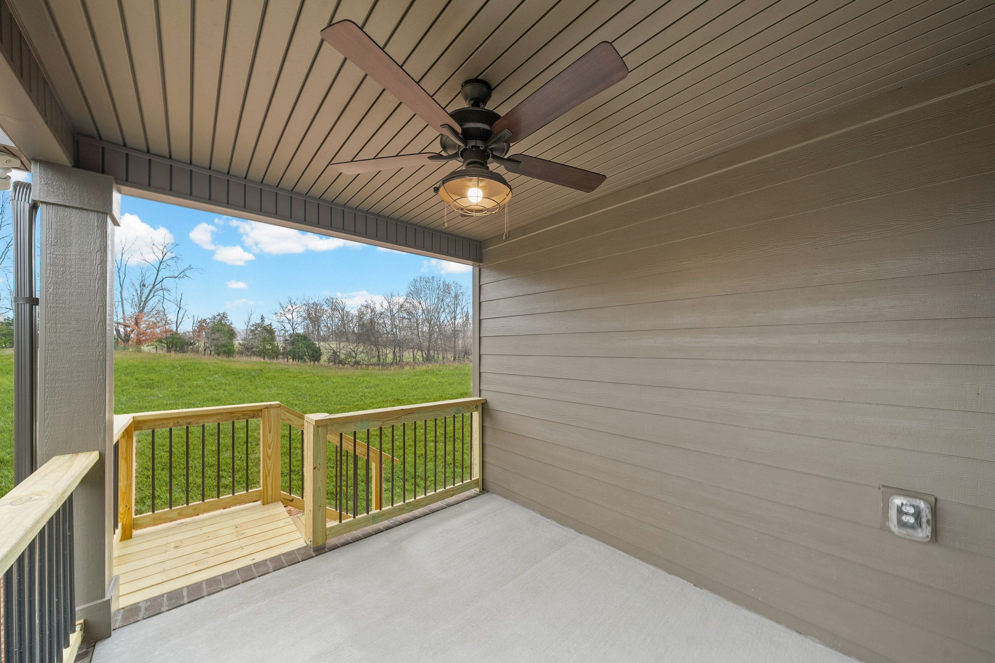 1620 Collins View Way