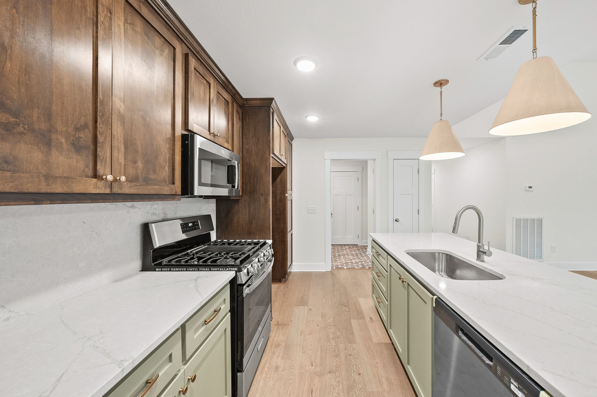 1620 Collins View Way