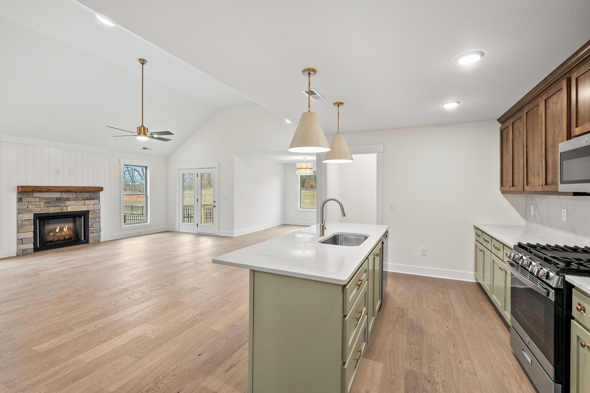 1620 Collins View Way